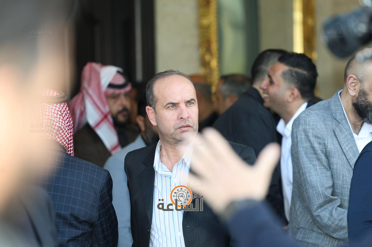 Madar Al-Saa Images 0.5642181592576173