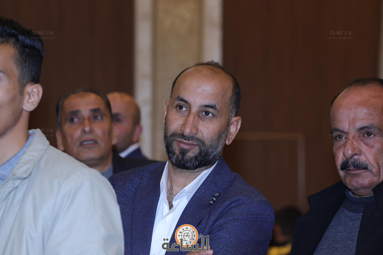 Madar Al-Saa Images 0.13186514092200186