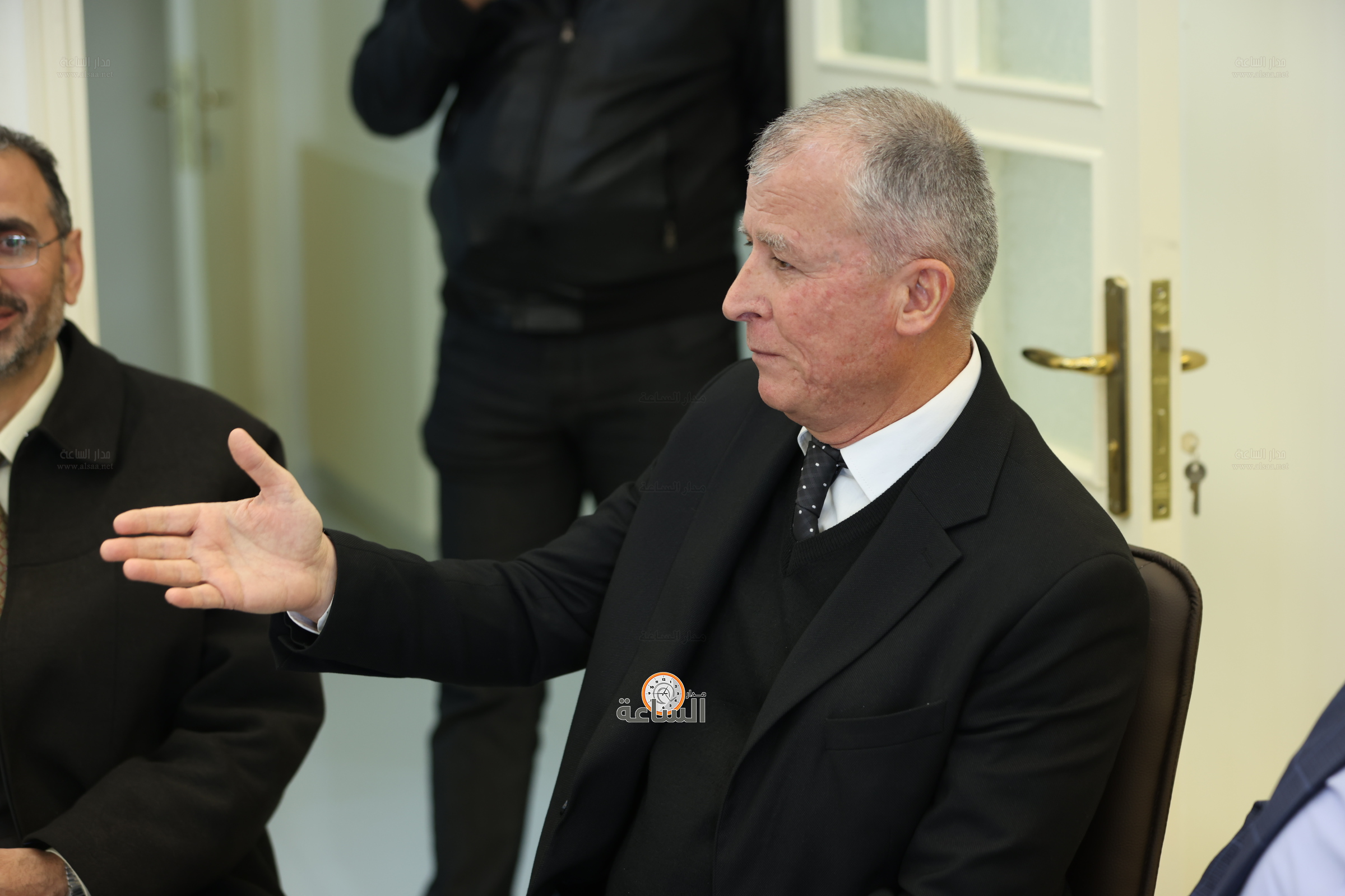 Madar Al-Saa Images 0.09457878837769096