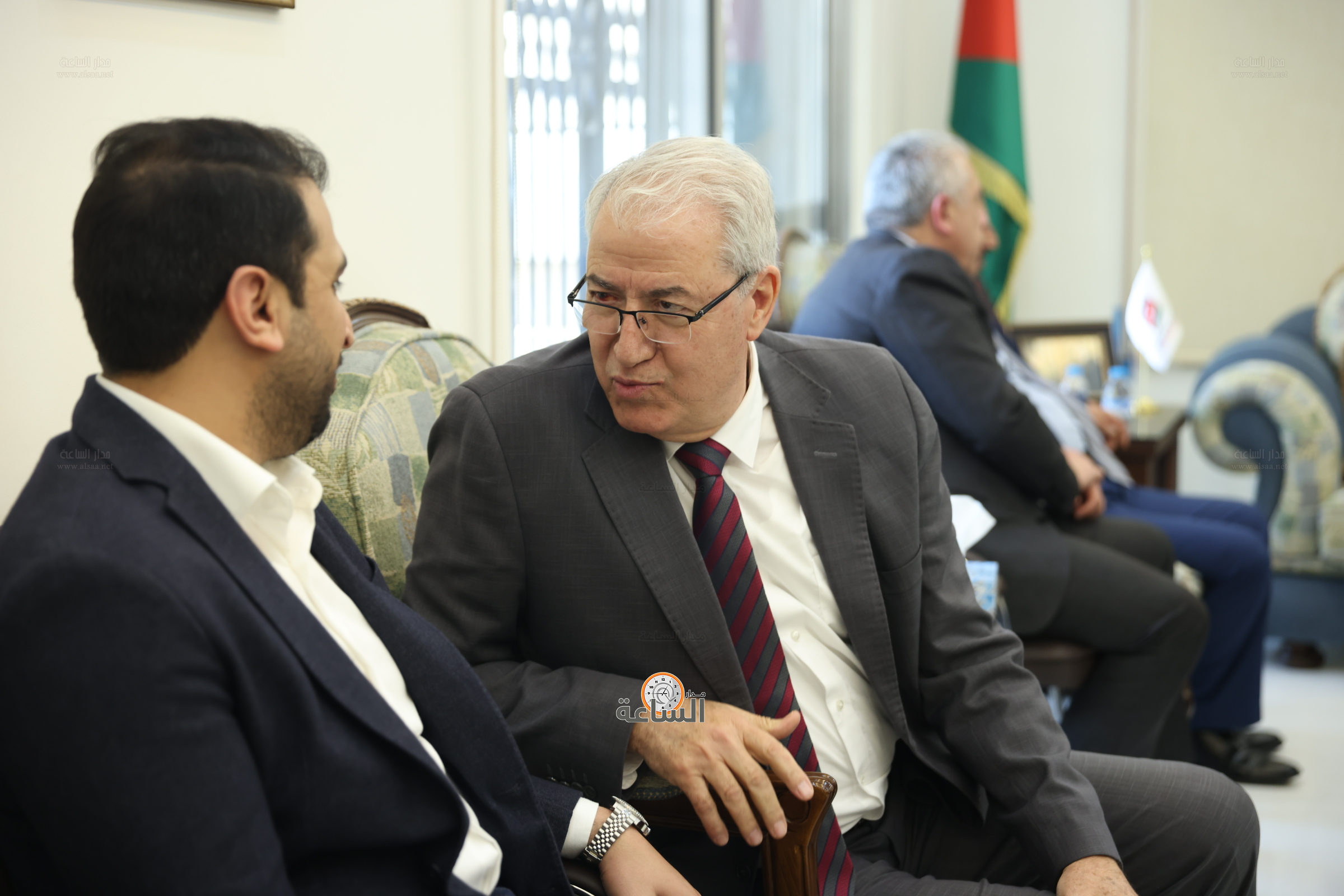 Madar Al-Saa Images 0.5899894153240578