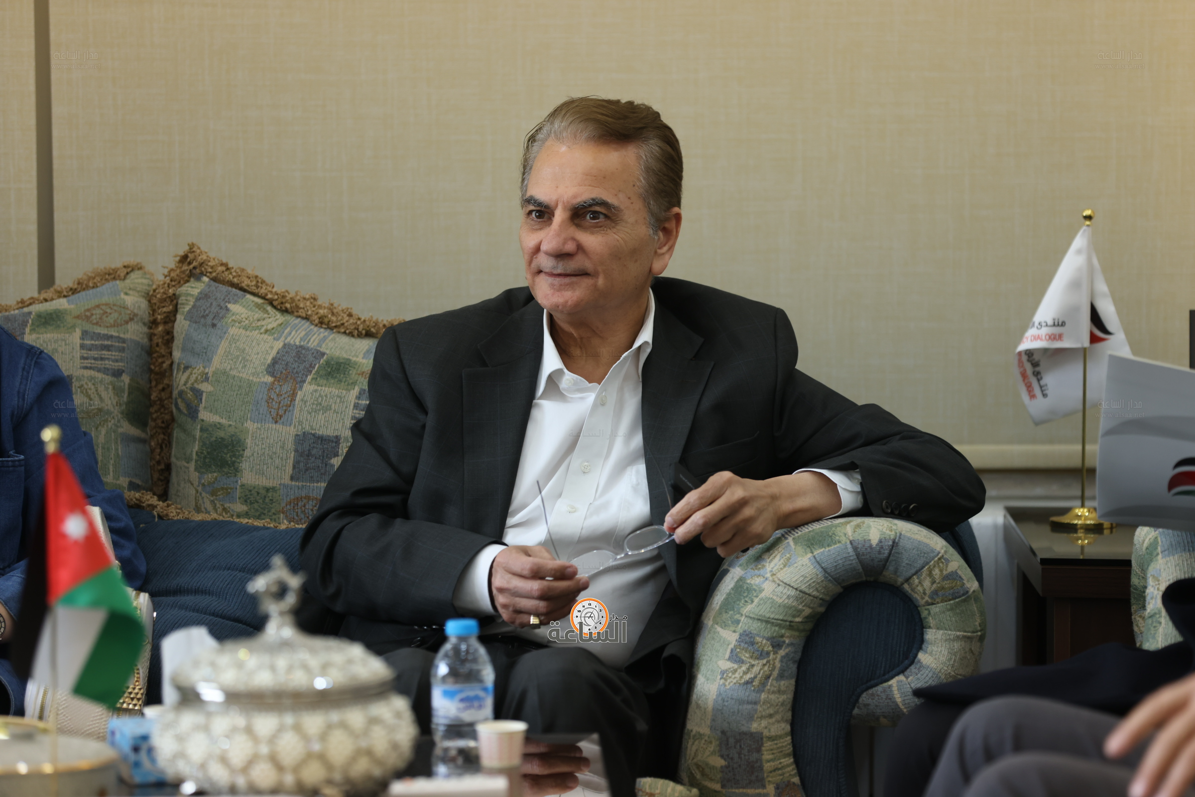 Madar Al-Saa Images 0.14057461734533128