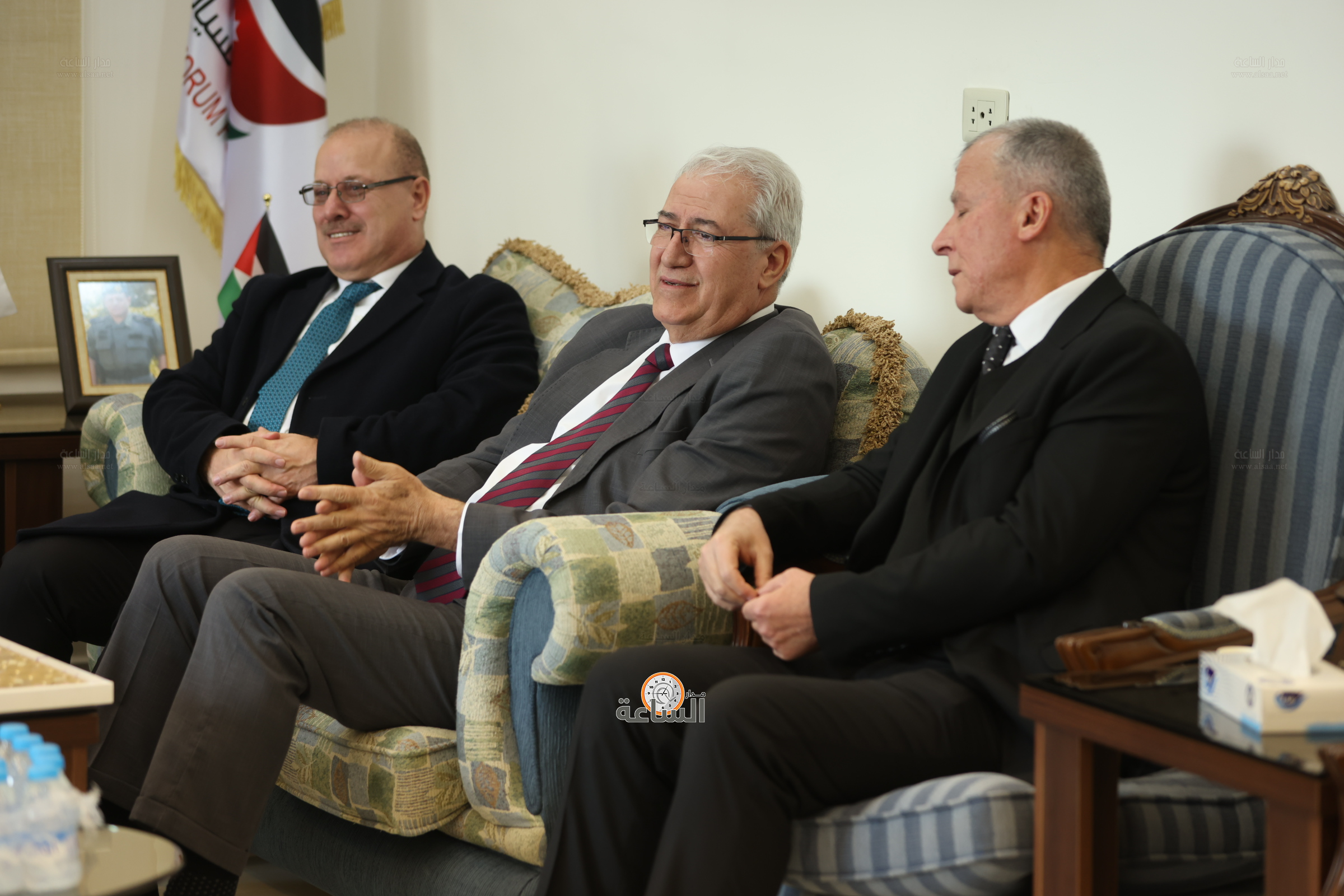 Madar Al-Saa Images 0.9837089531946299