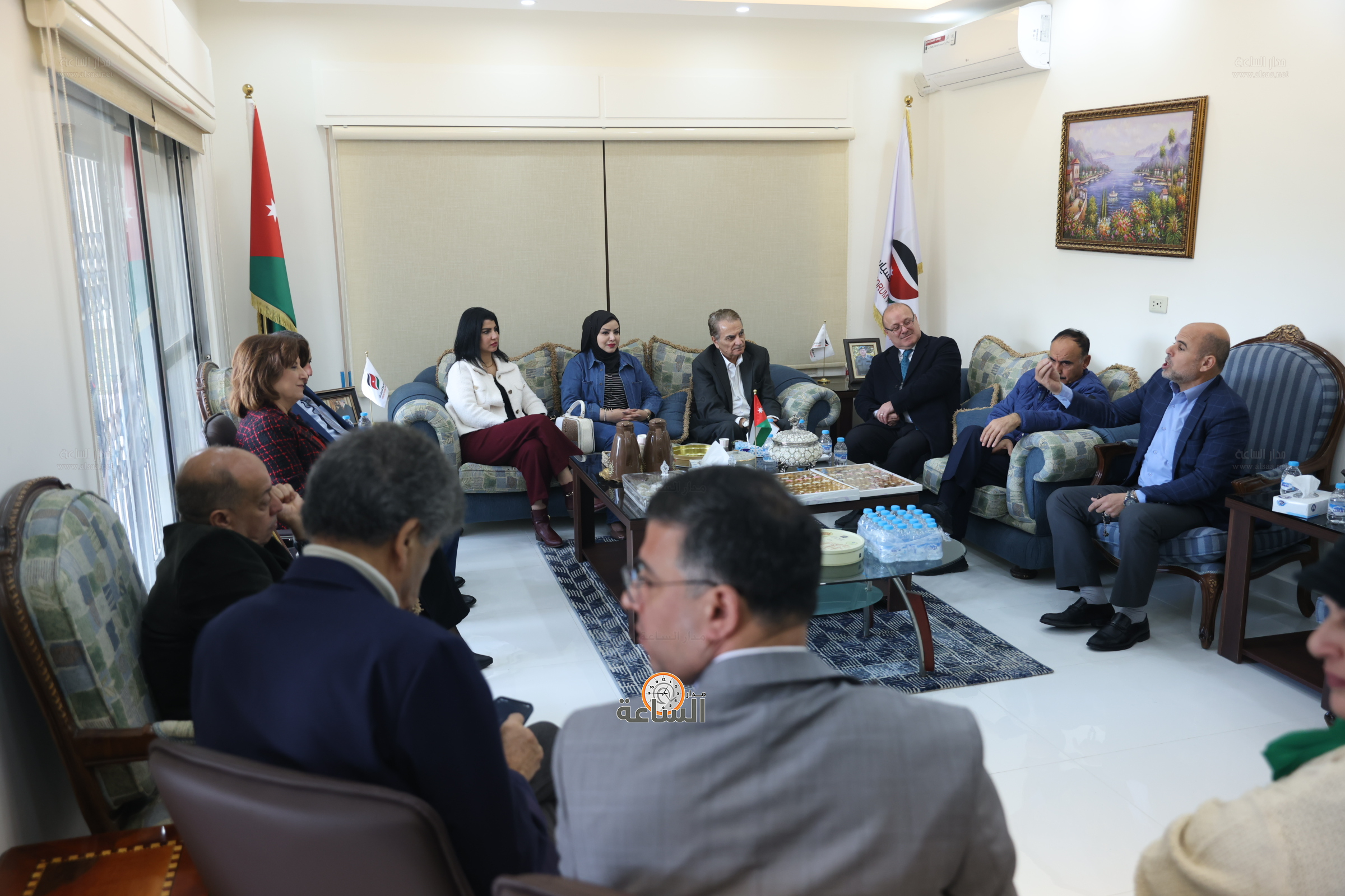 Madar Al-Saa Images 0.10800213540948345