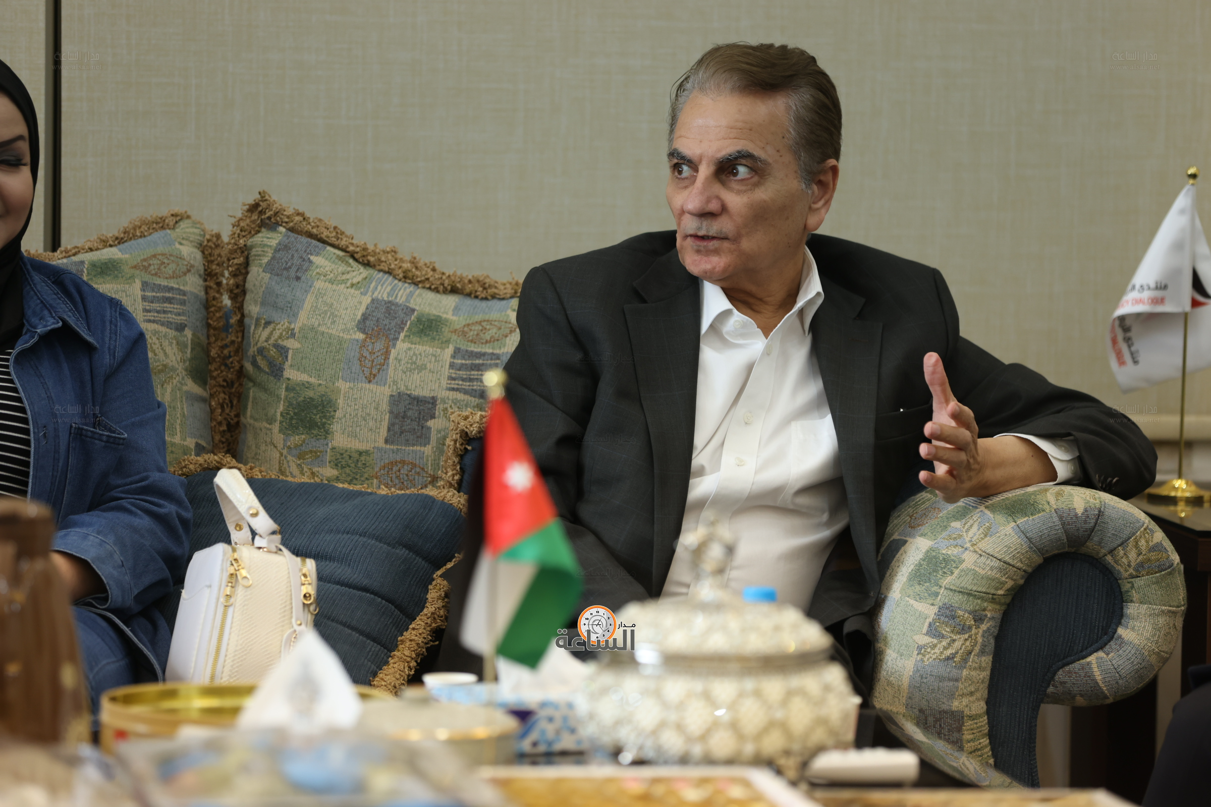 Madar Al-Saa Images 0.7249288831475045