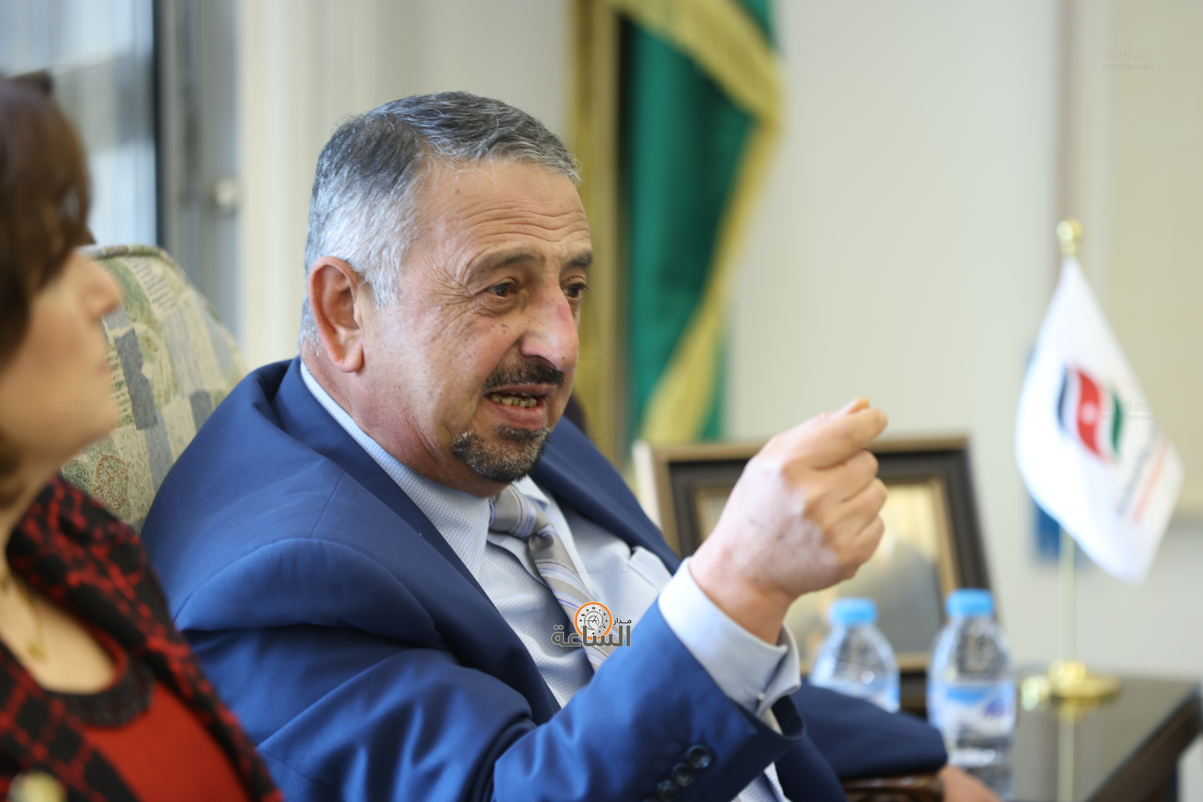 Madar Al-Saa Images 0.8712038687476074