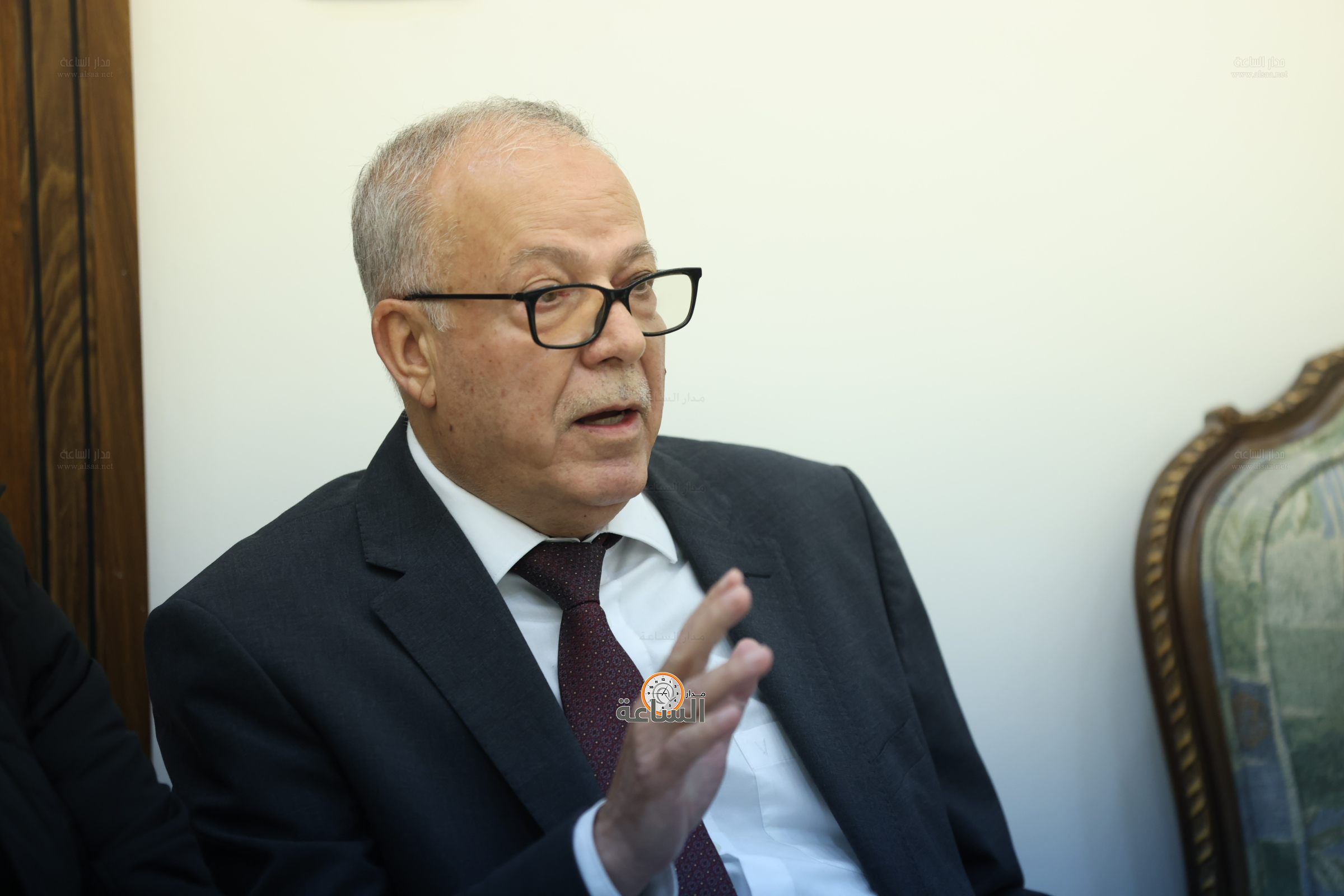 Madar Al-Saa Images 0.45776384740412757