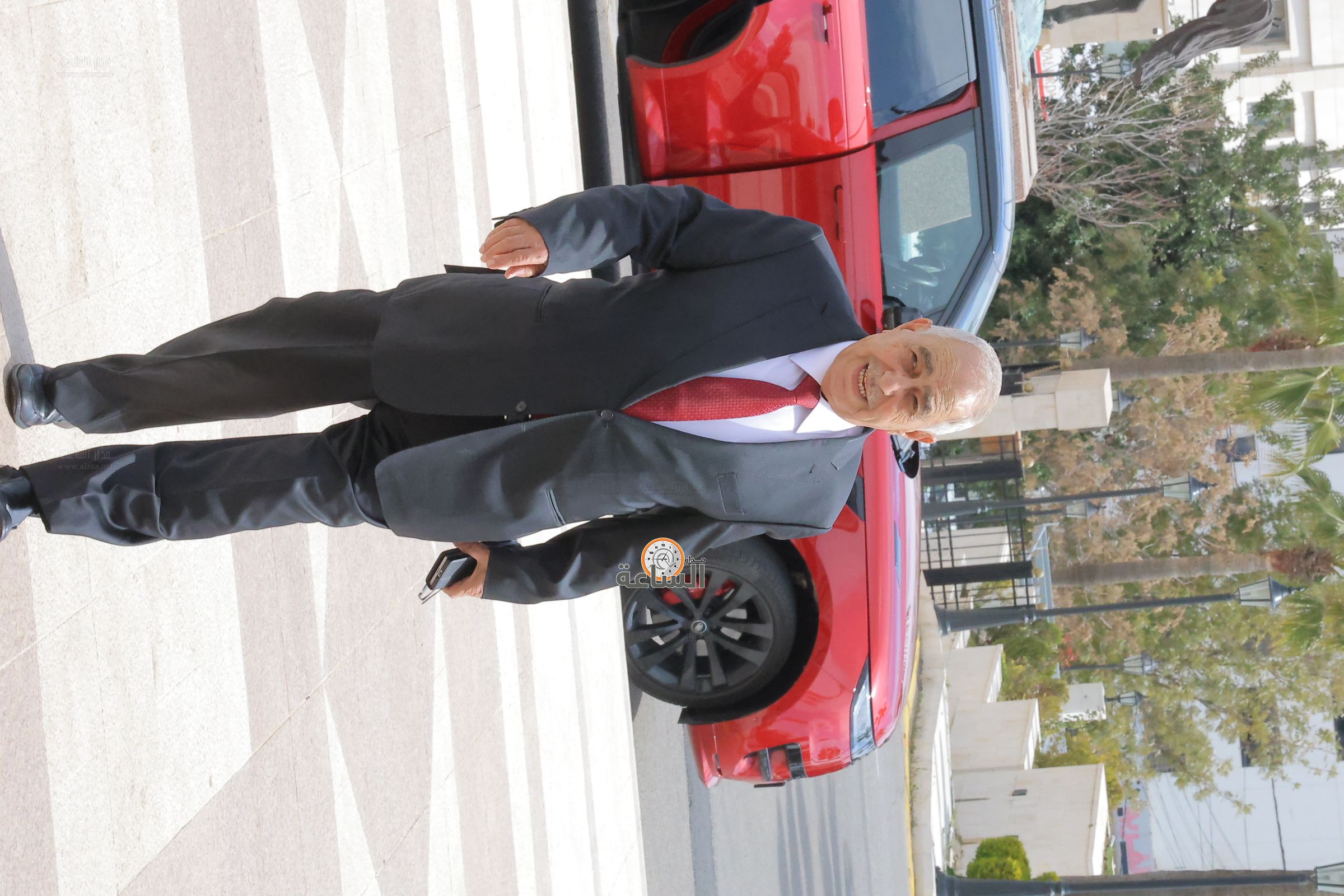 Madar Al-Saa Images 0.12277128273678917