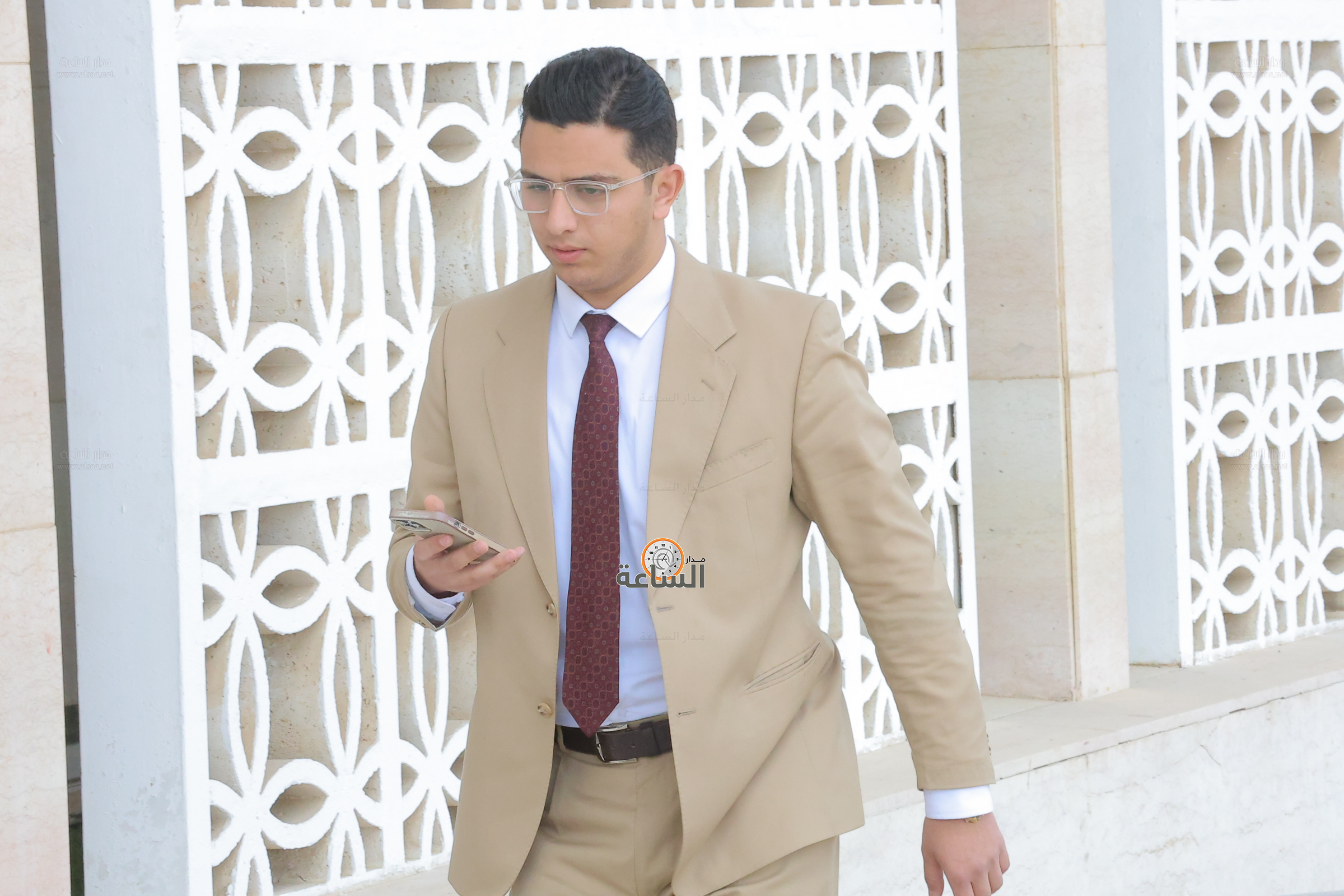 Madar Al-Saa Images 0.4921993833638918