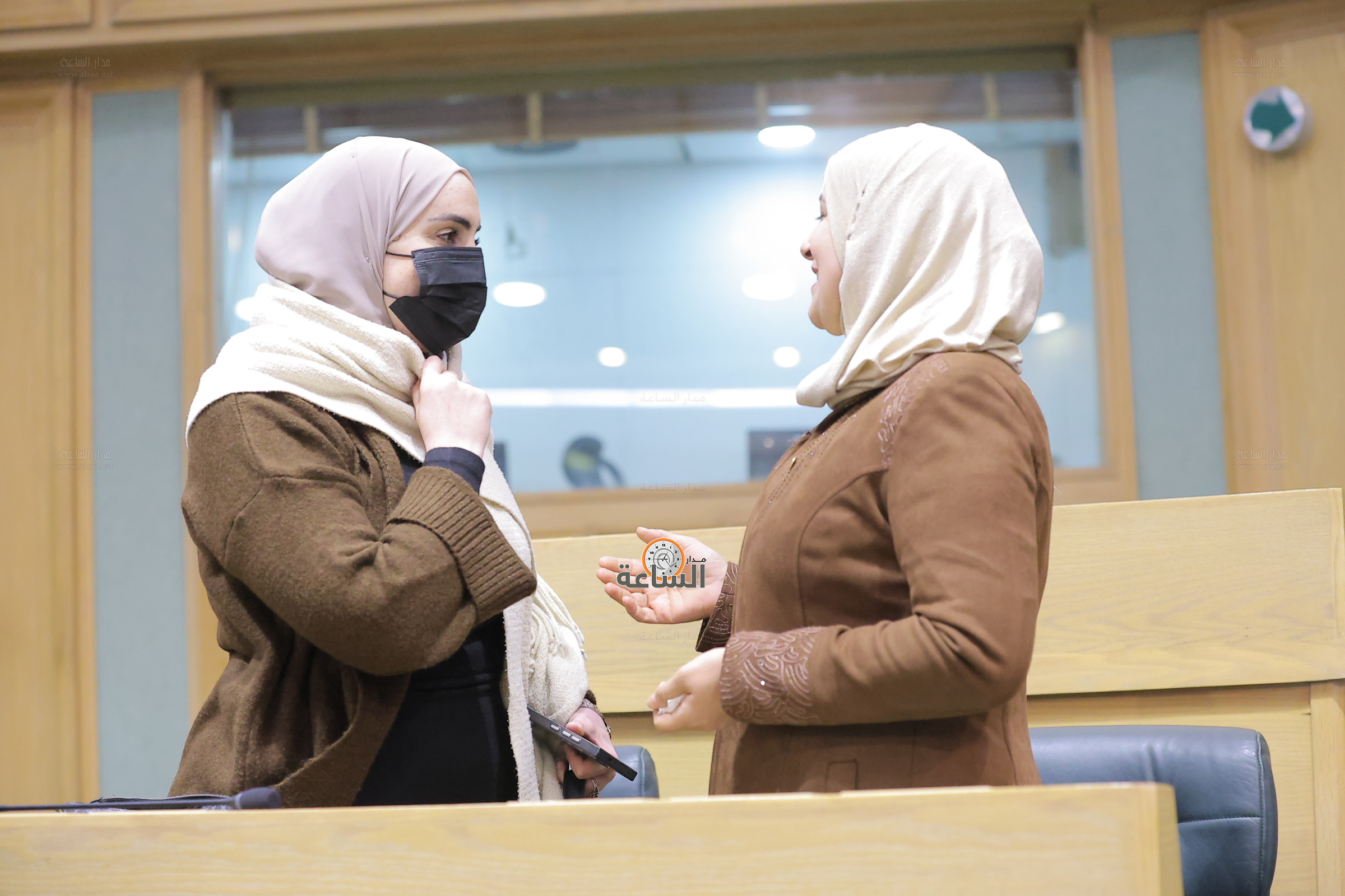 Madar Al-Saa Images 0.9997886157195882