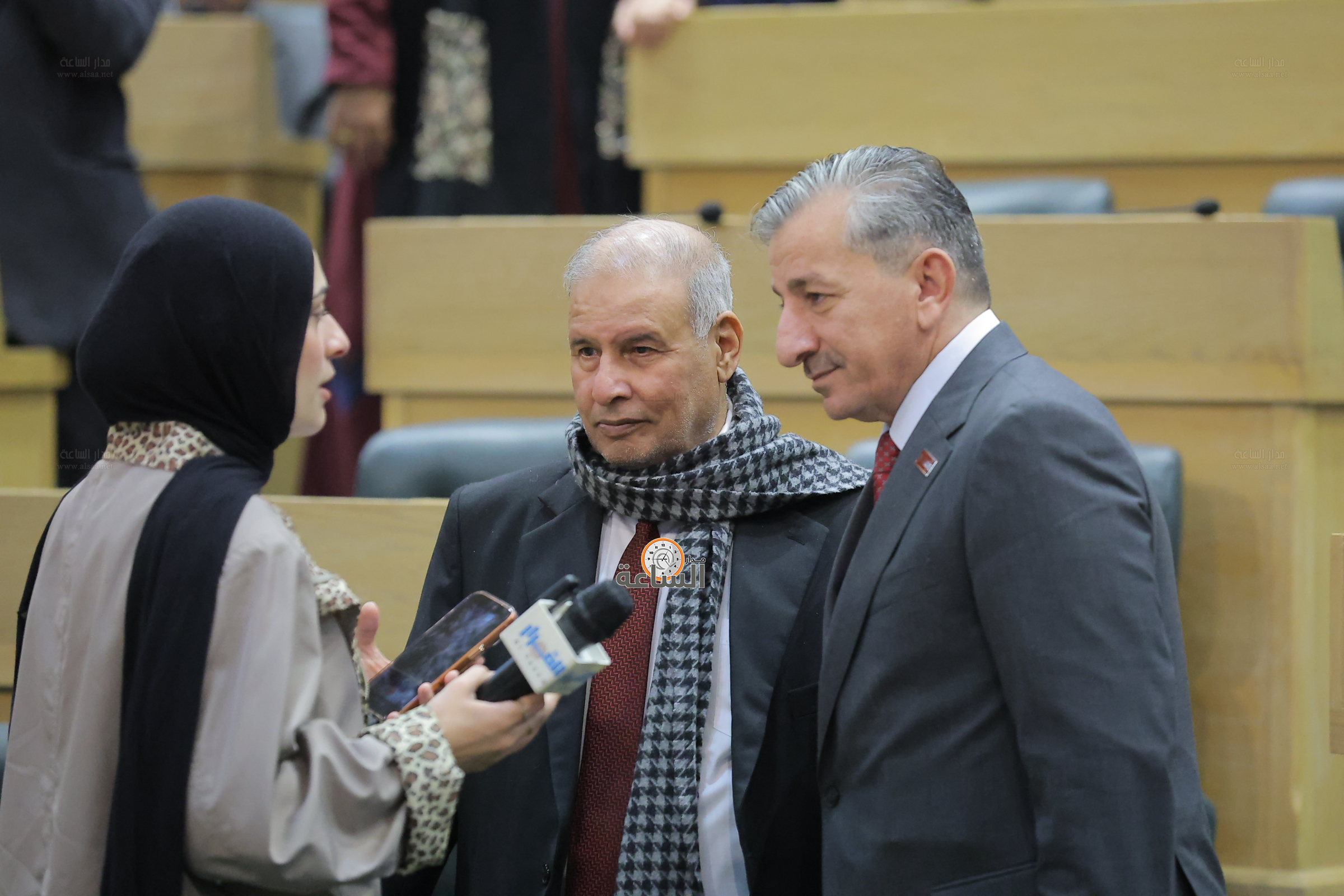 Madar Al-Saa Images 0.18184340681080668