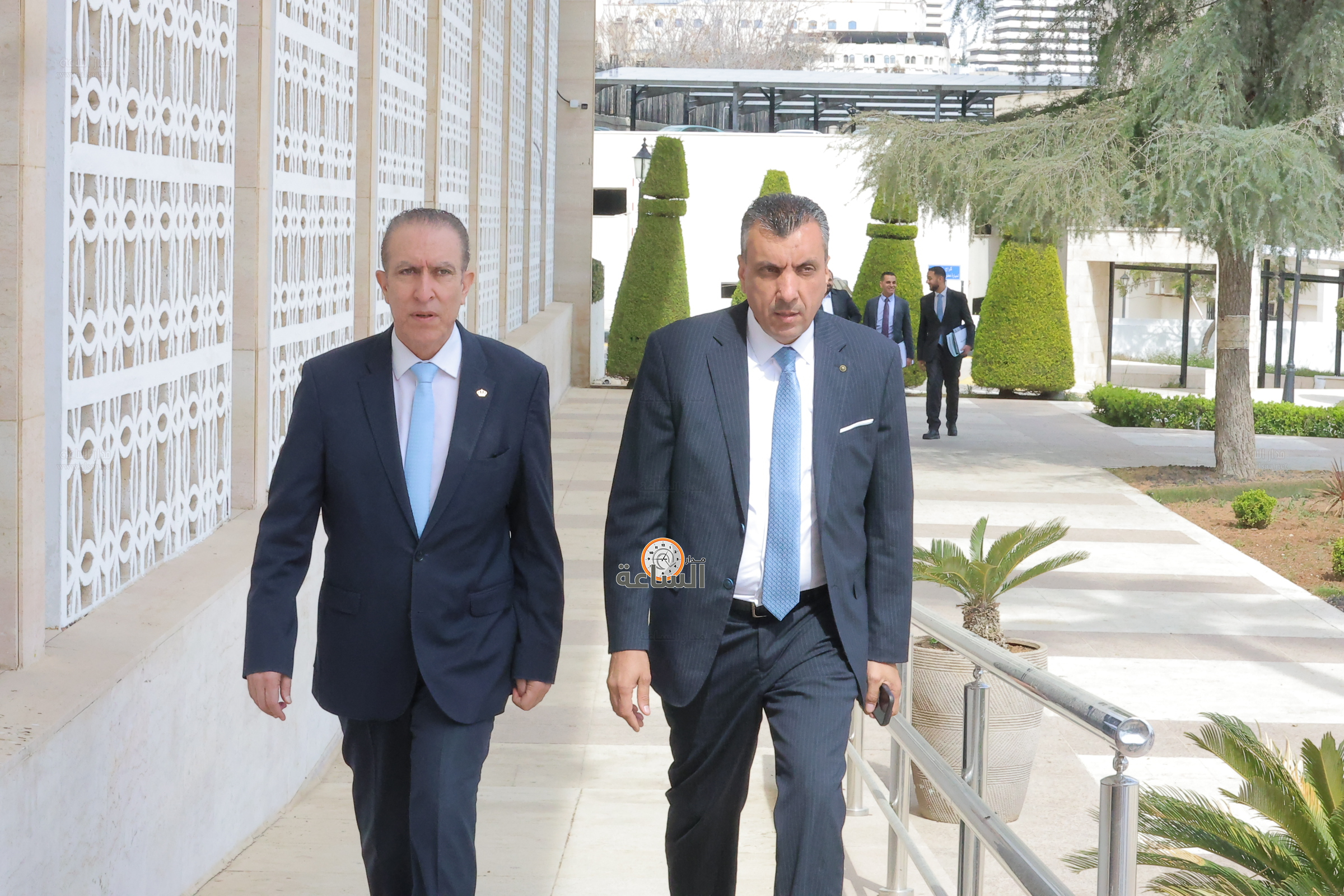 Madar Al-Saa Images 0.27485923301799864