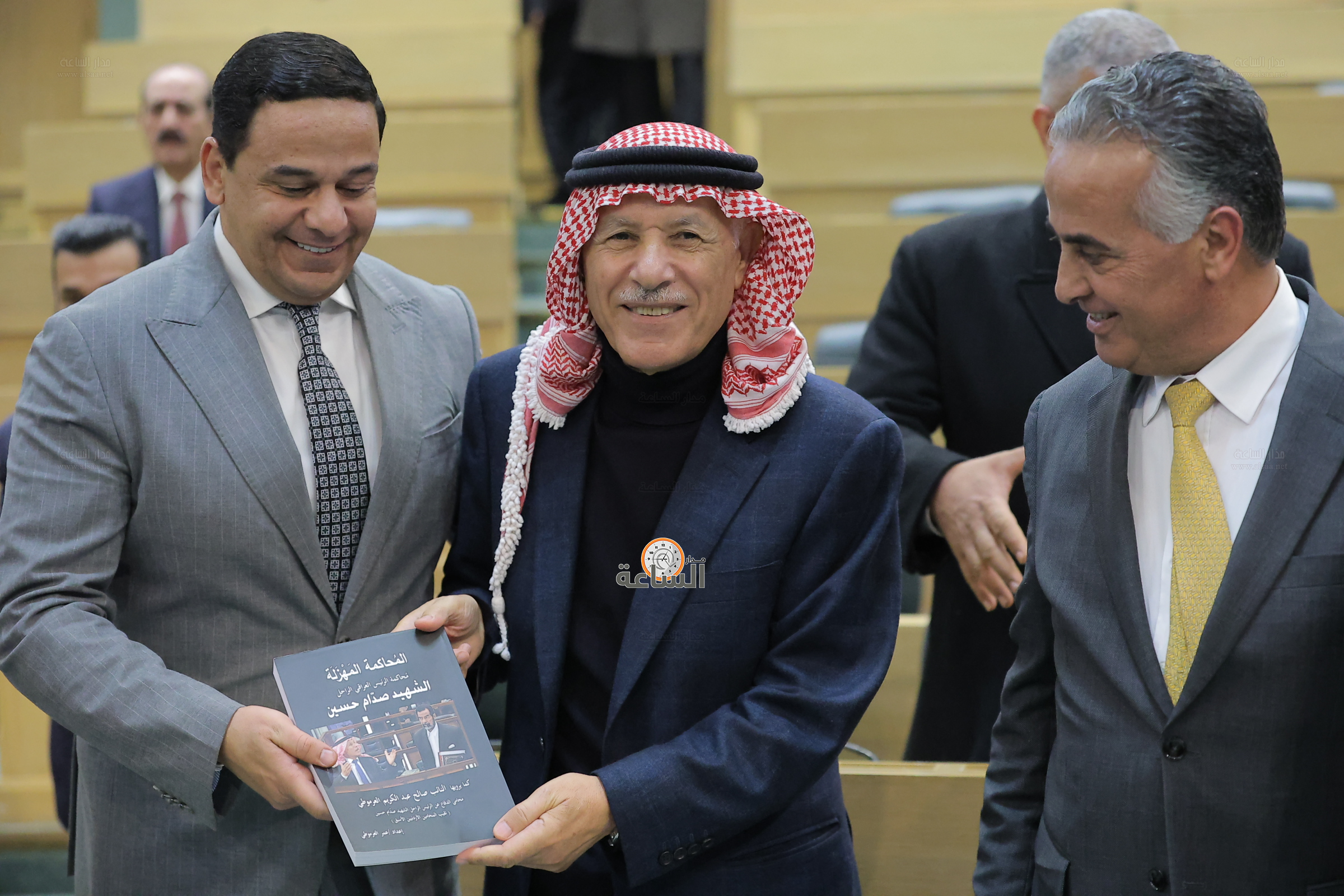 Madar Al-Saa Images 0.9524353873988662