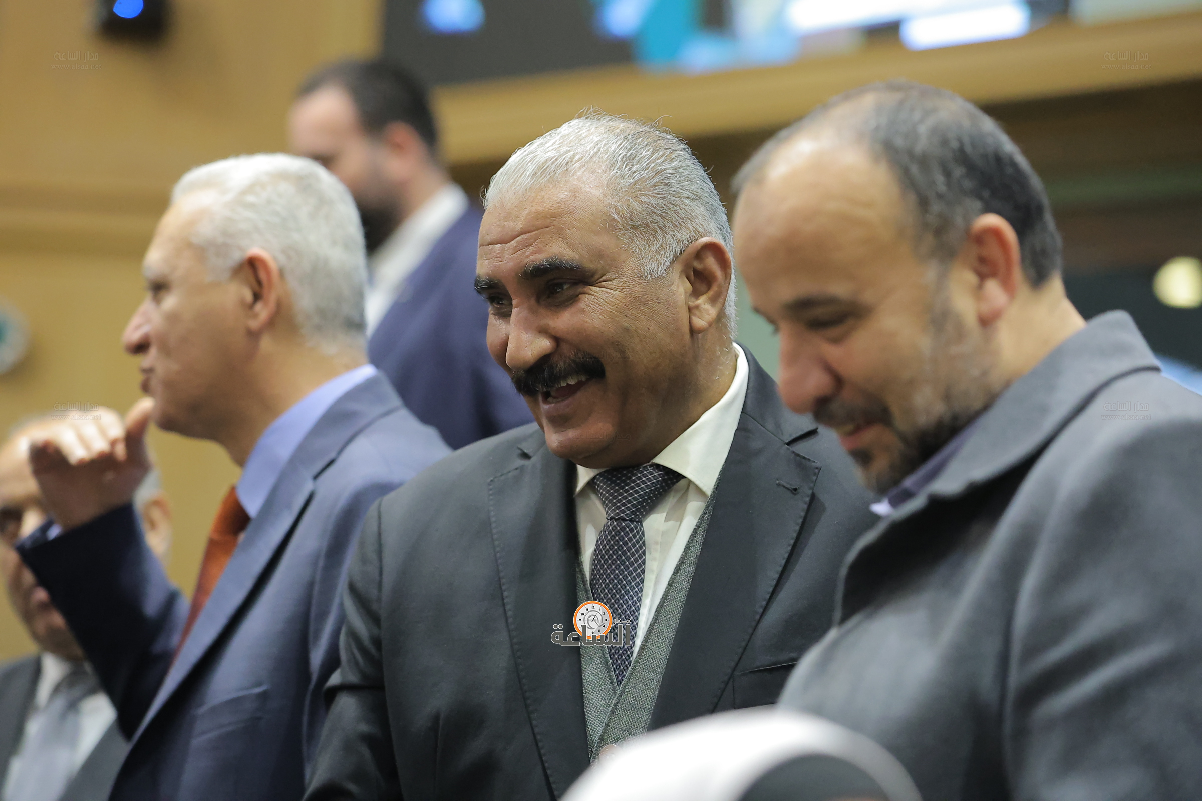 Madar Al-Saa Images 0.47584397844857995