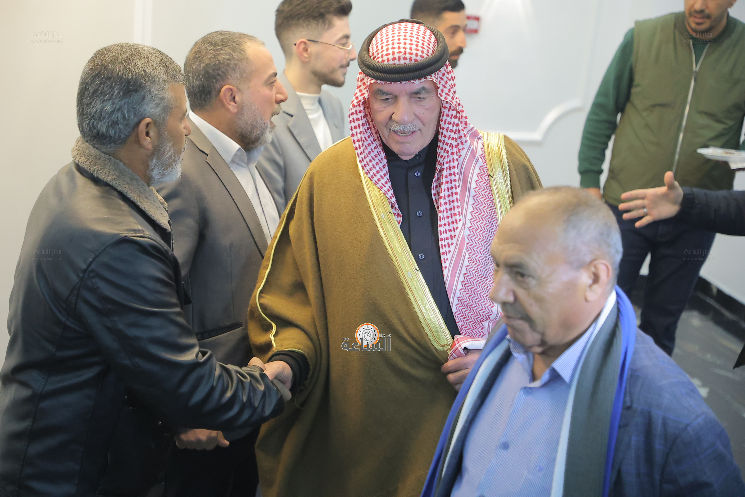 Madar Al-Saa Images 0.7662176433839754