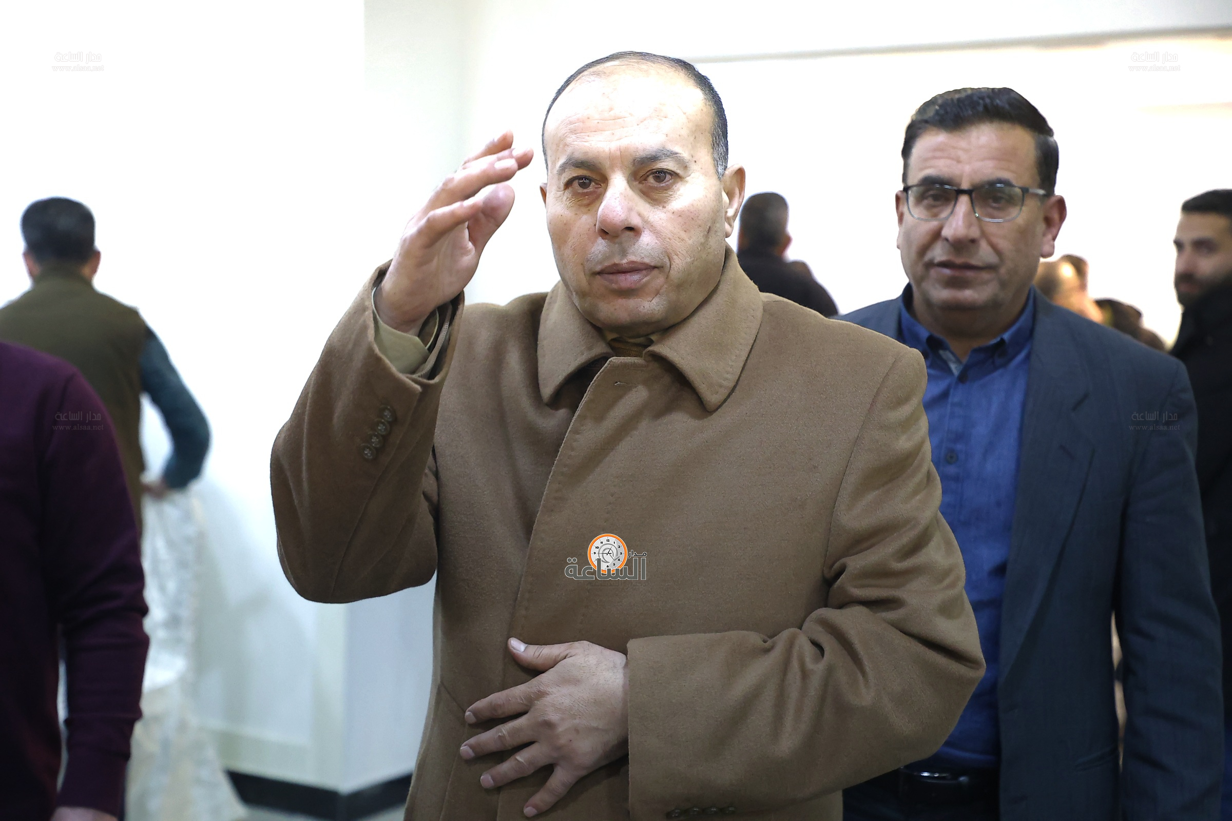 Madar Al-Saa Images 0.8391929435411217