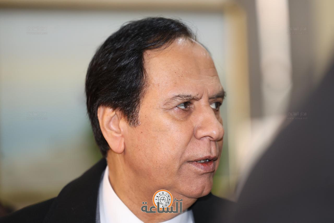 Madar Al-Saa Images 0.24784528828986274