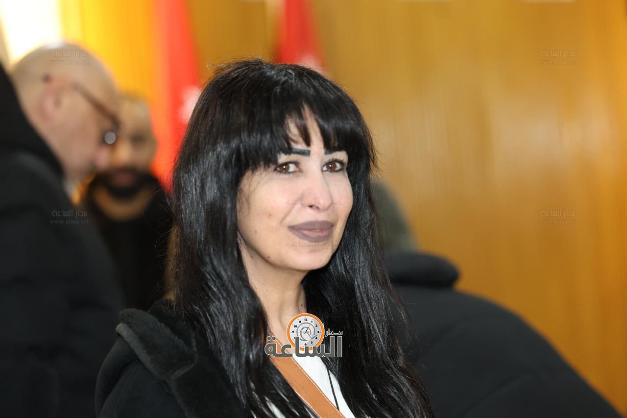 Madar Al-Saa Images 0.8948441368492218