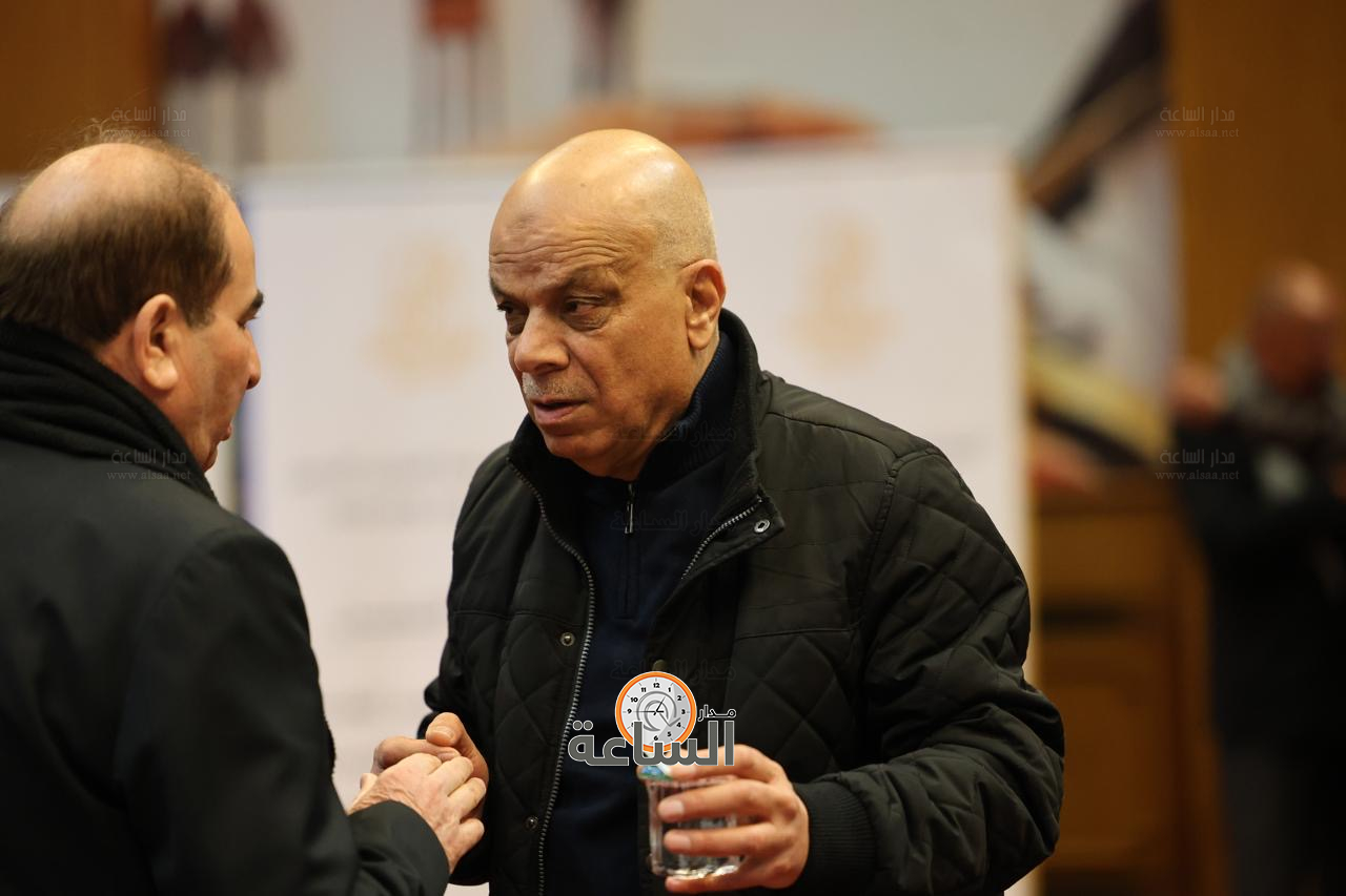 Madar Al-Saa Images 0.812290197000124