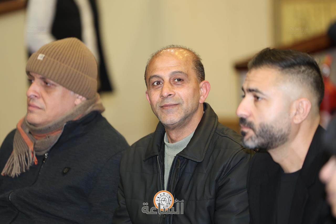 Madar Al-Saa Images 0.012786719062461982