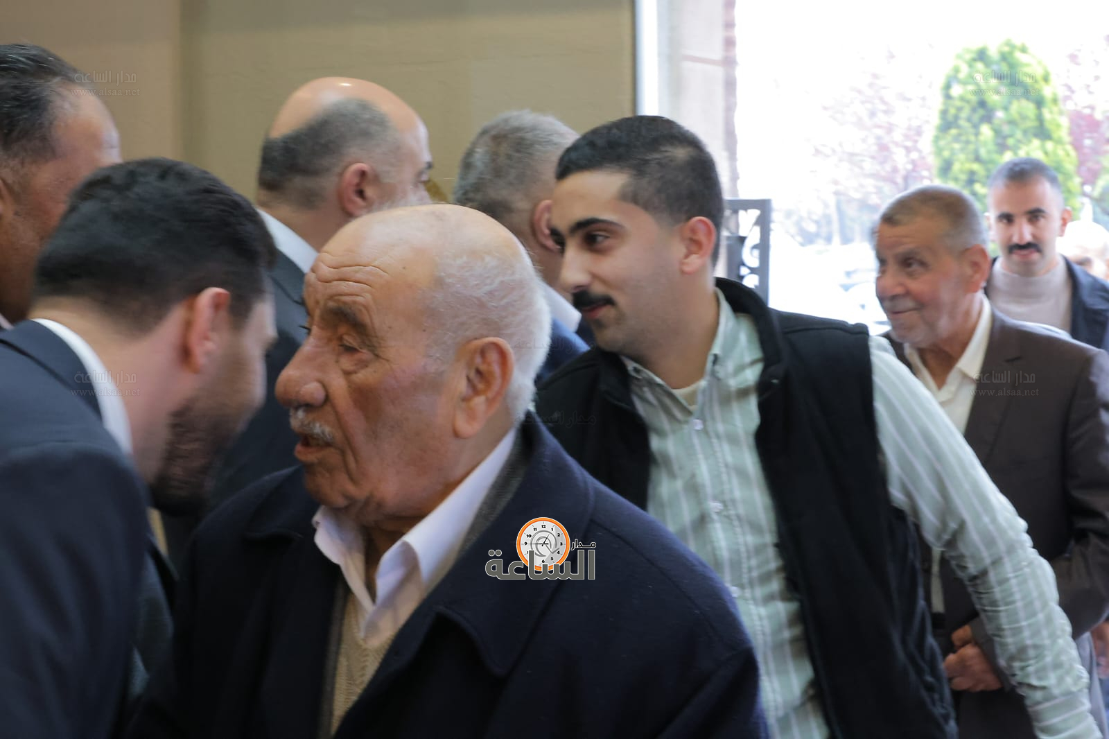 Madar Al-Saa Images 0.8980805546773661