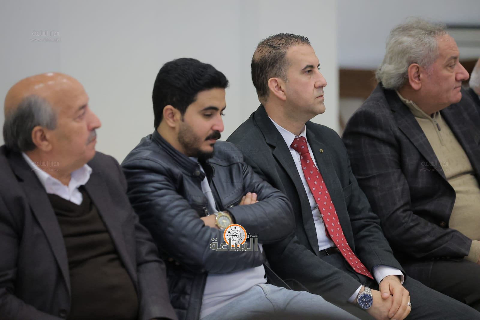 Madar Al-Saa Images 0.7280887305057748