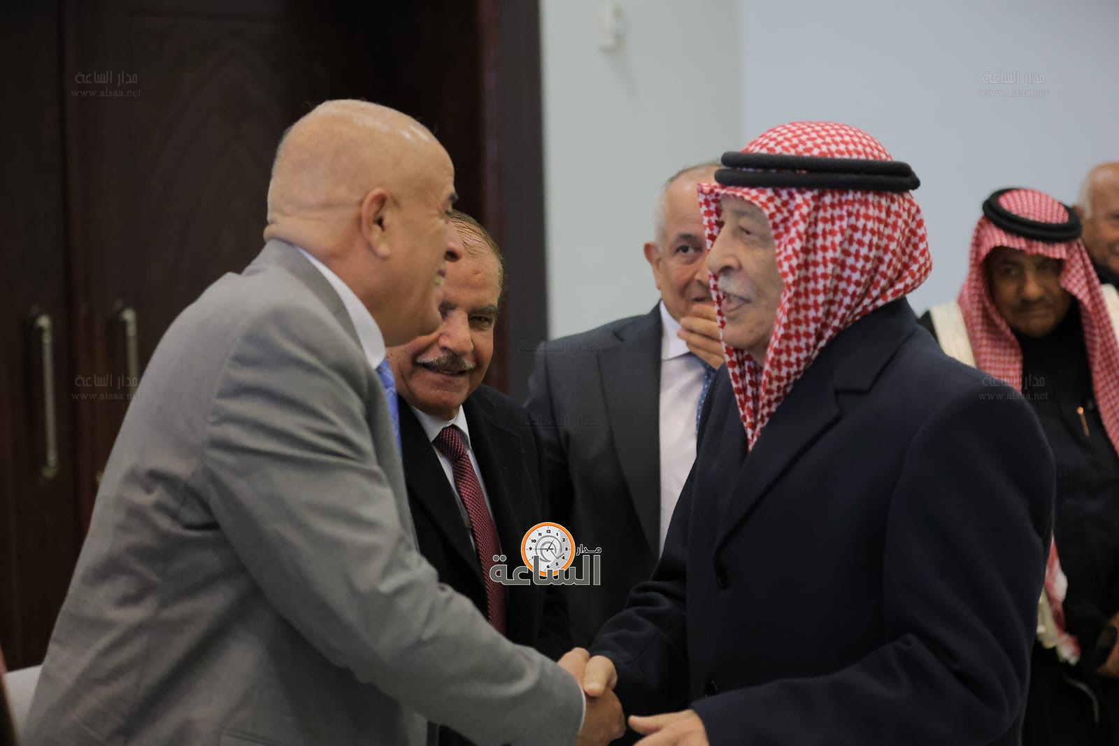 Madar Al-Saa Images 0.7484054627167797