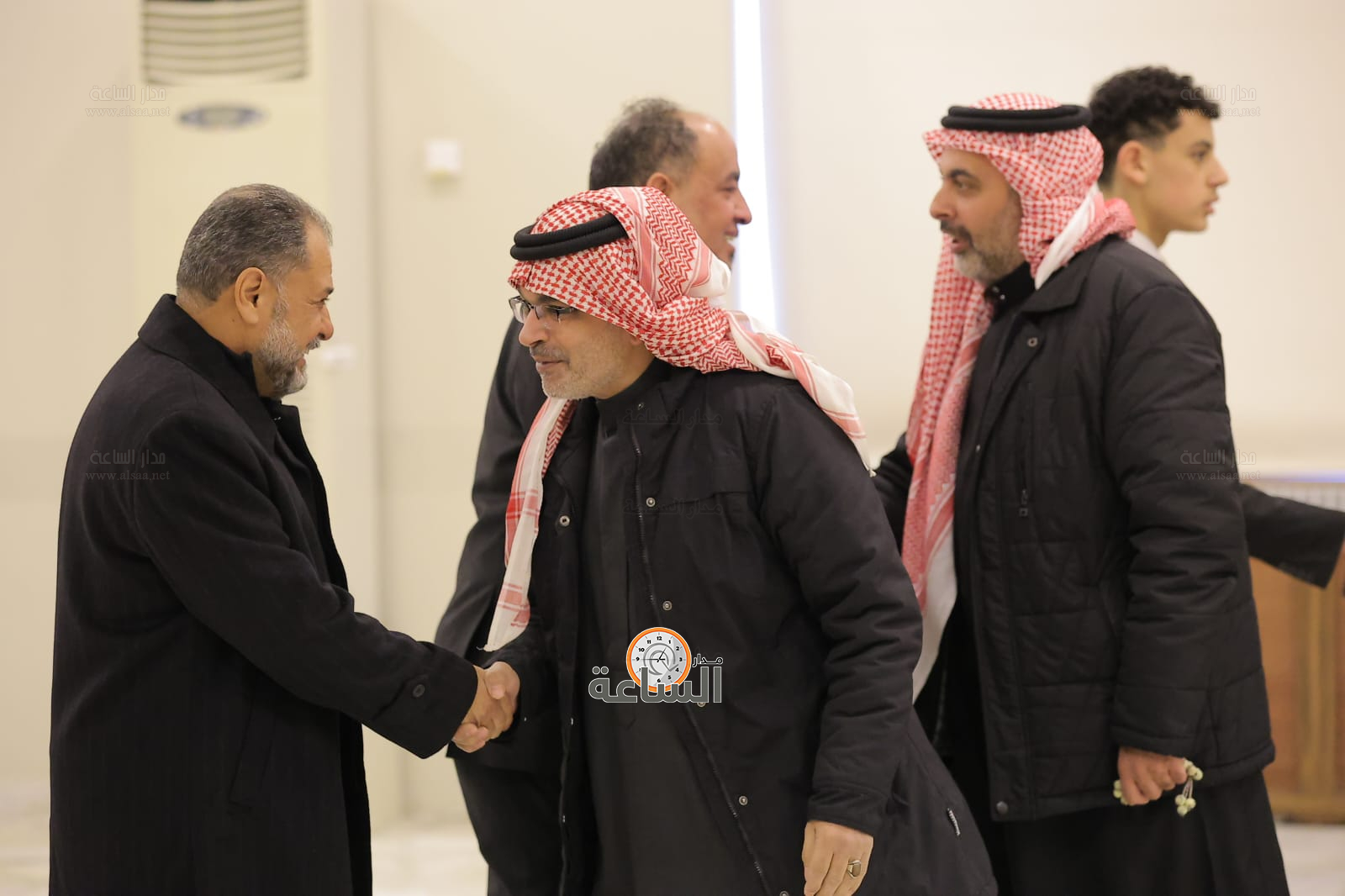 Madar Al-Saa Images 0.45916785463317467