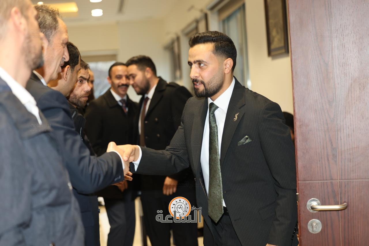 Madar Al-Saa Images 0.6053430883454578