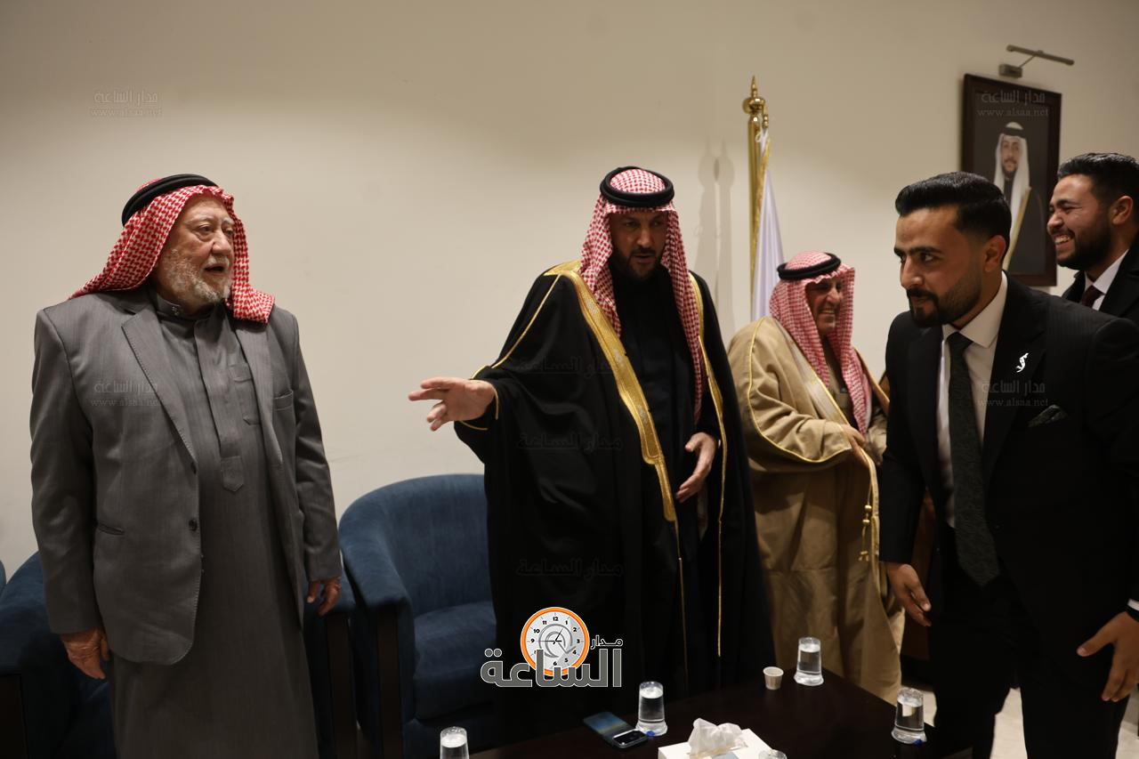 Madar Al-Saa Images 0.5407575354210704