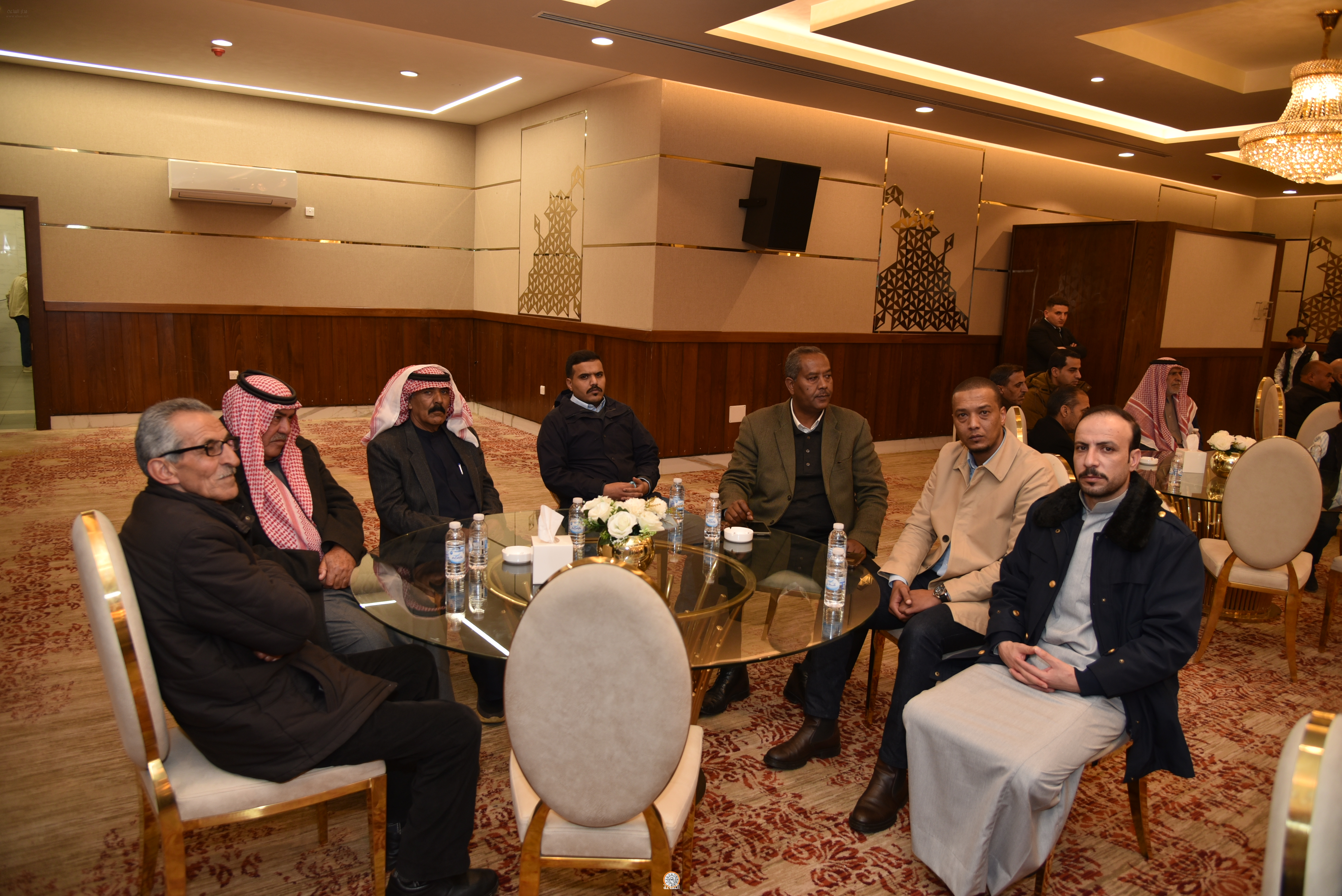 Madar Al-Saa Images 0.5403351245054937