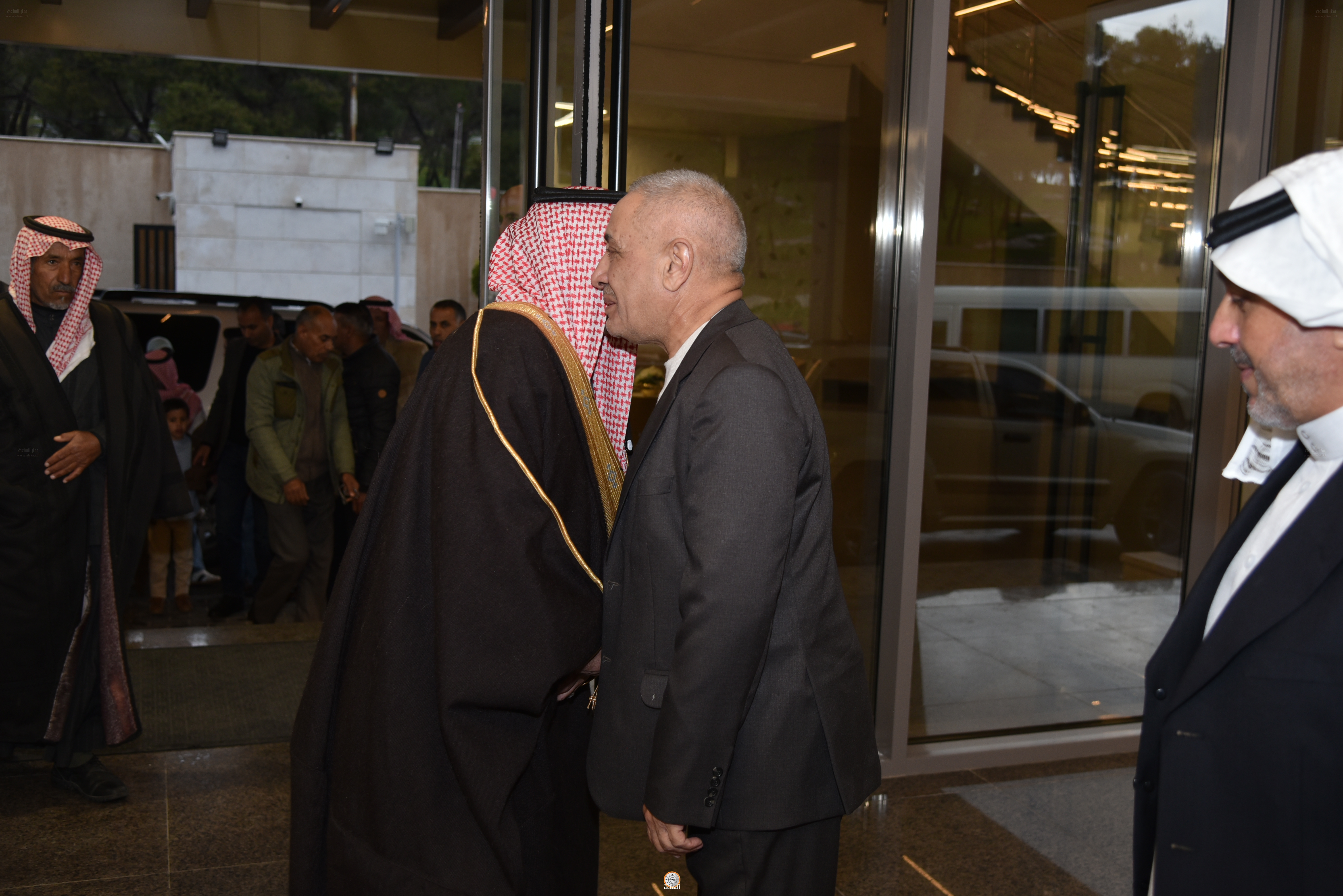 Madar Al-Saa Images 0.6044727479867918