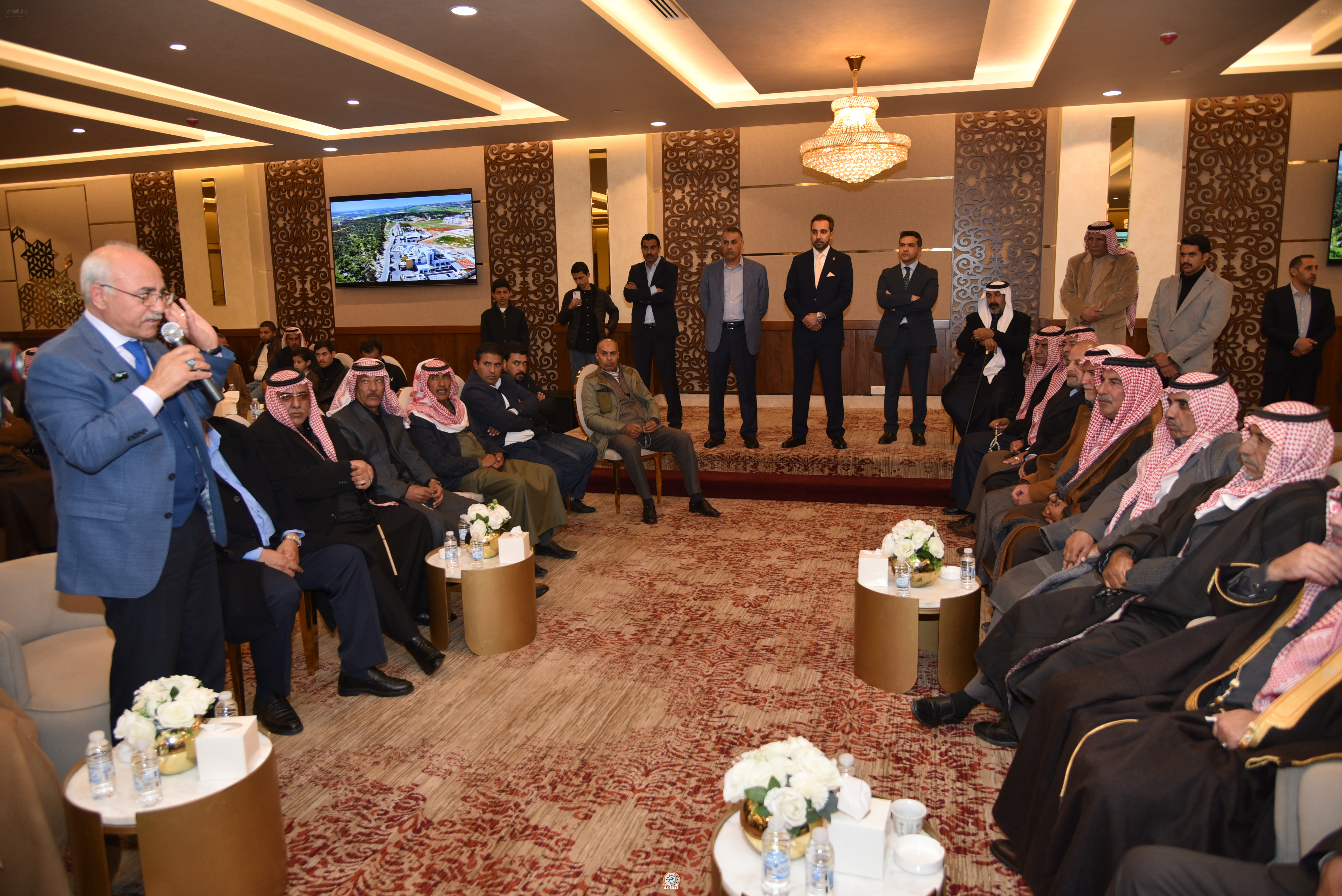 Madar Al-Saa Images 0.5597465424738395