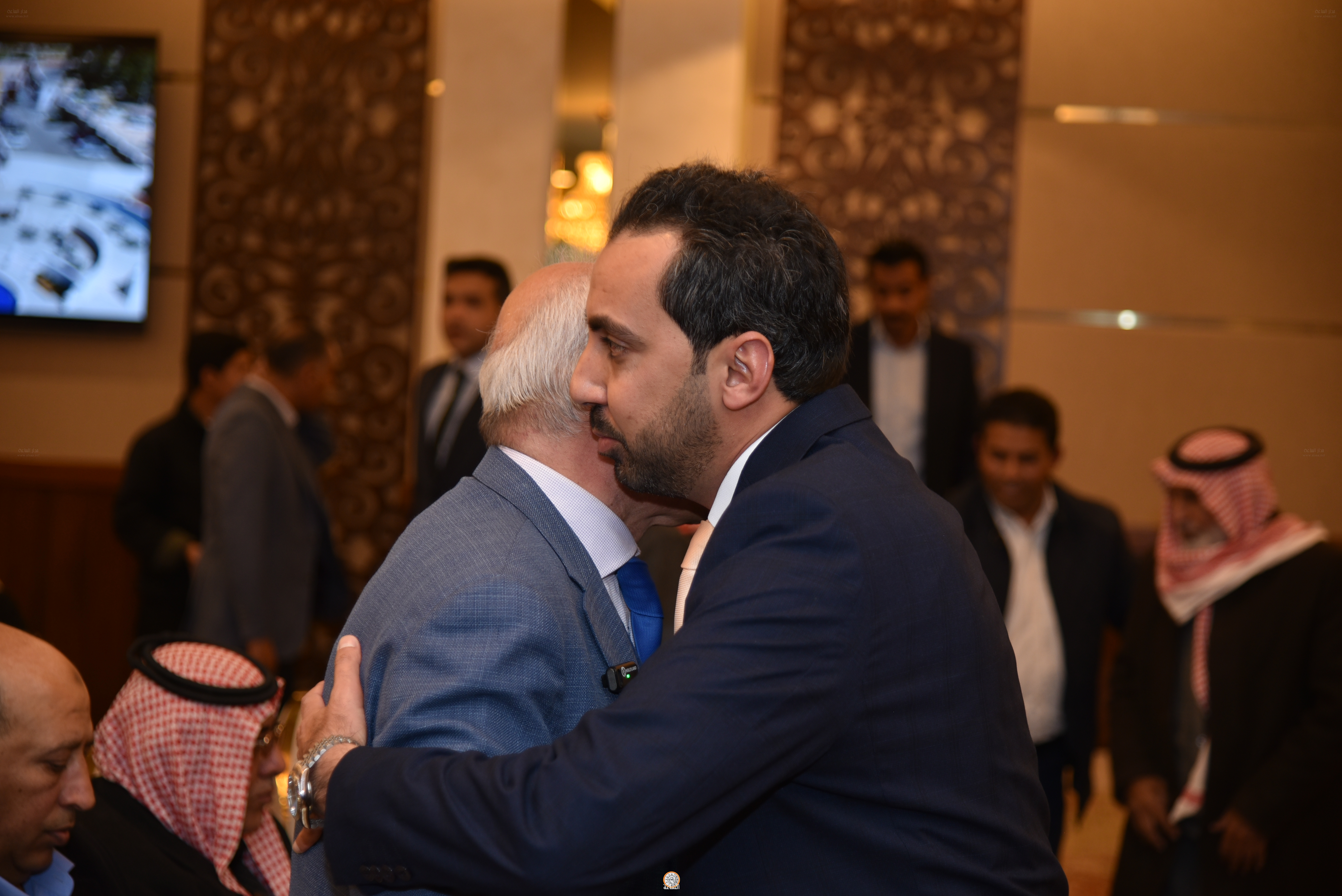 Madar Al-Saa Images 0.6517740451099858