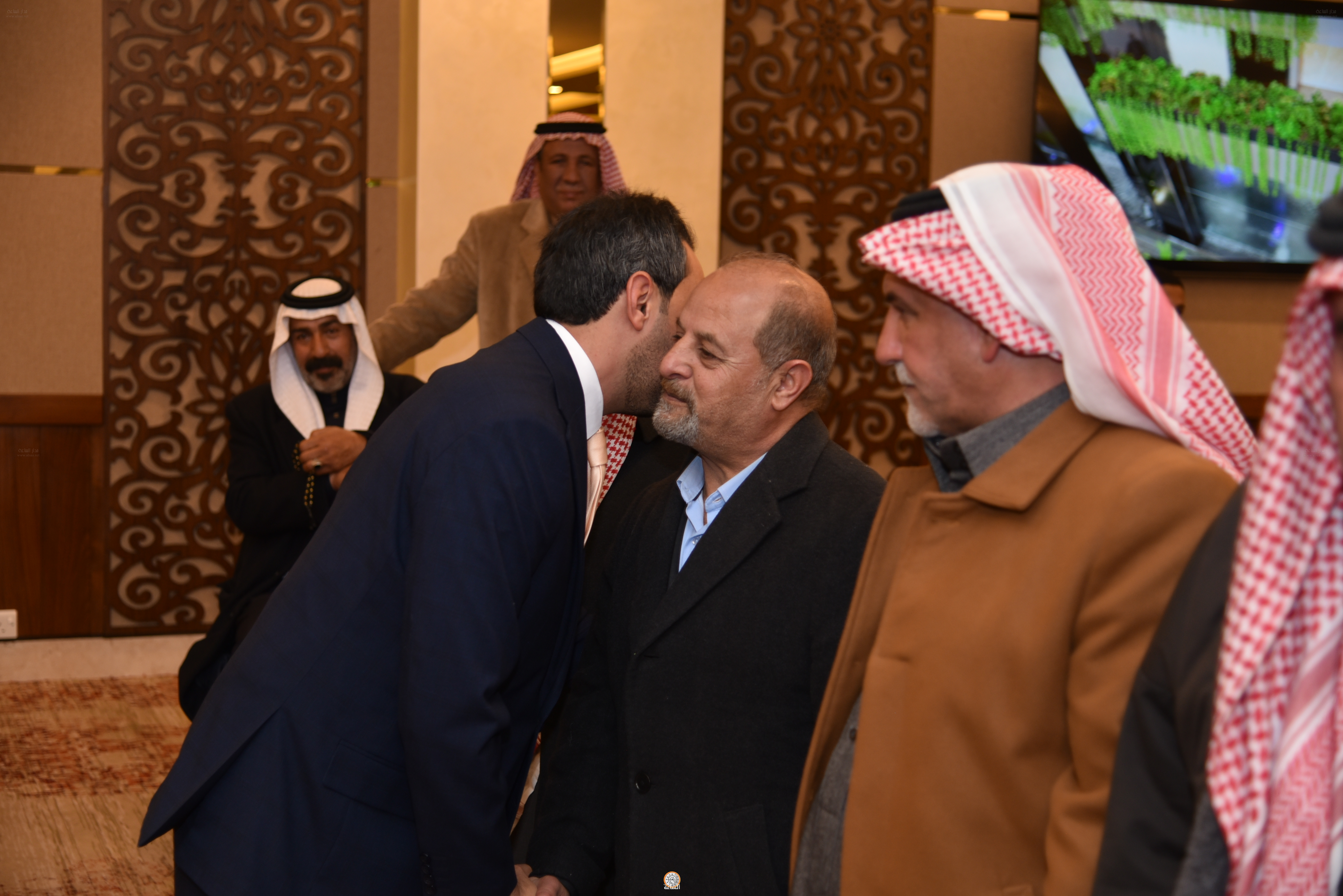 Madar Al-Saa Images 0.3588043092148443