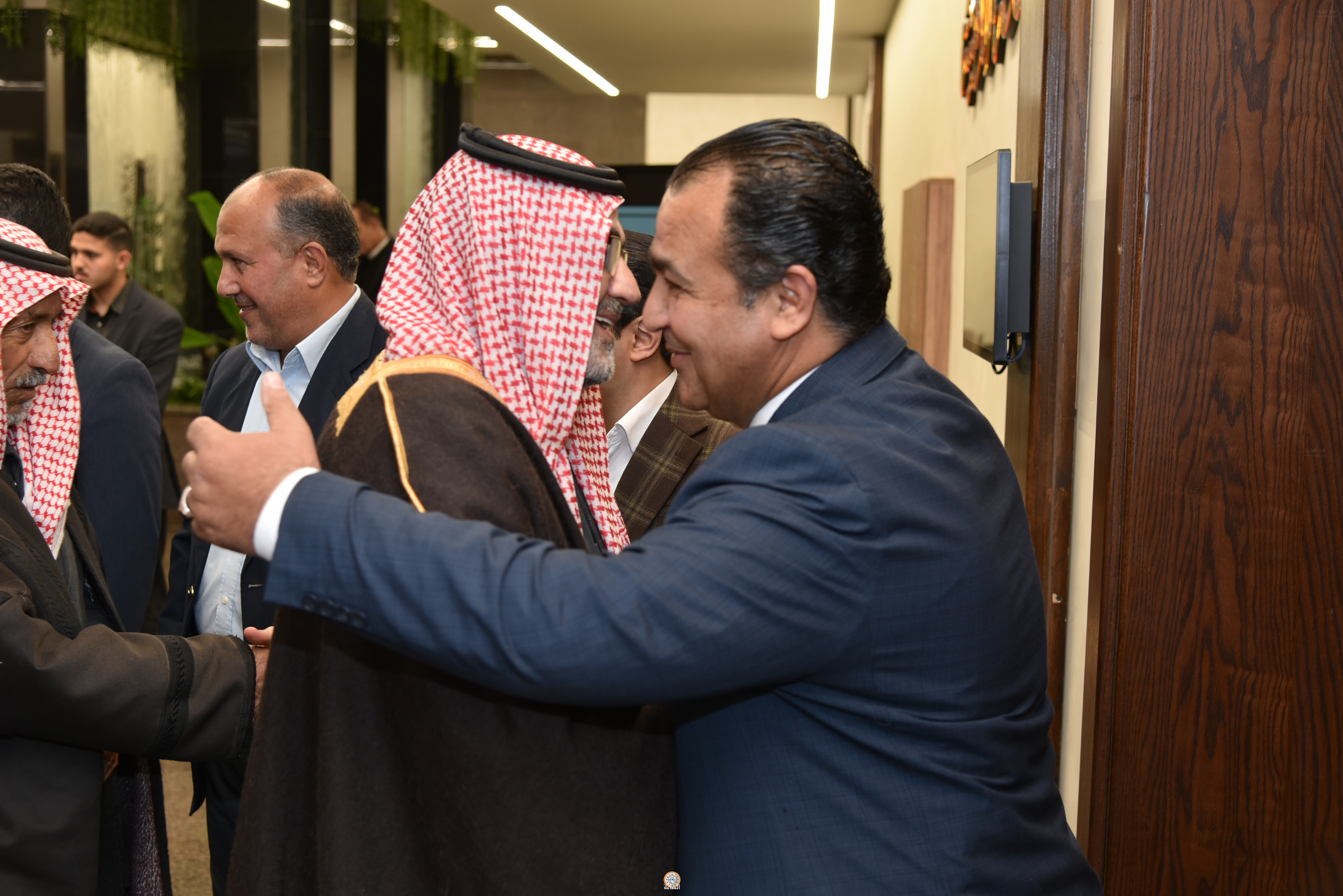 Madar Al-Saa Images 0.775614913394154