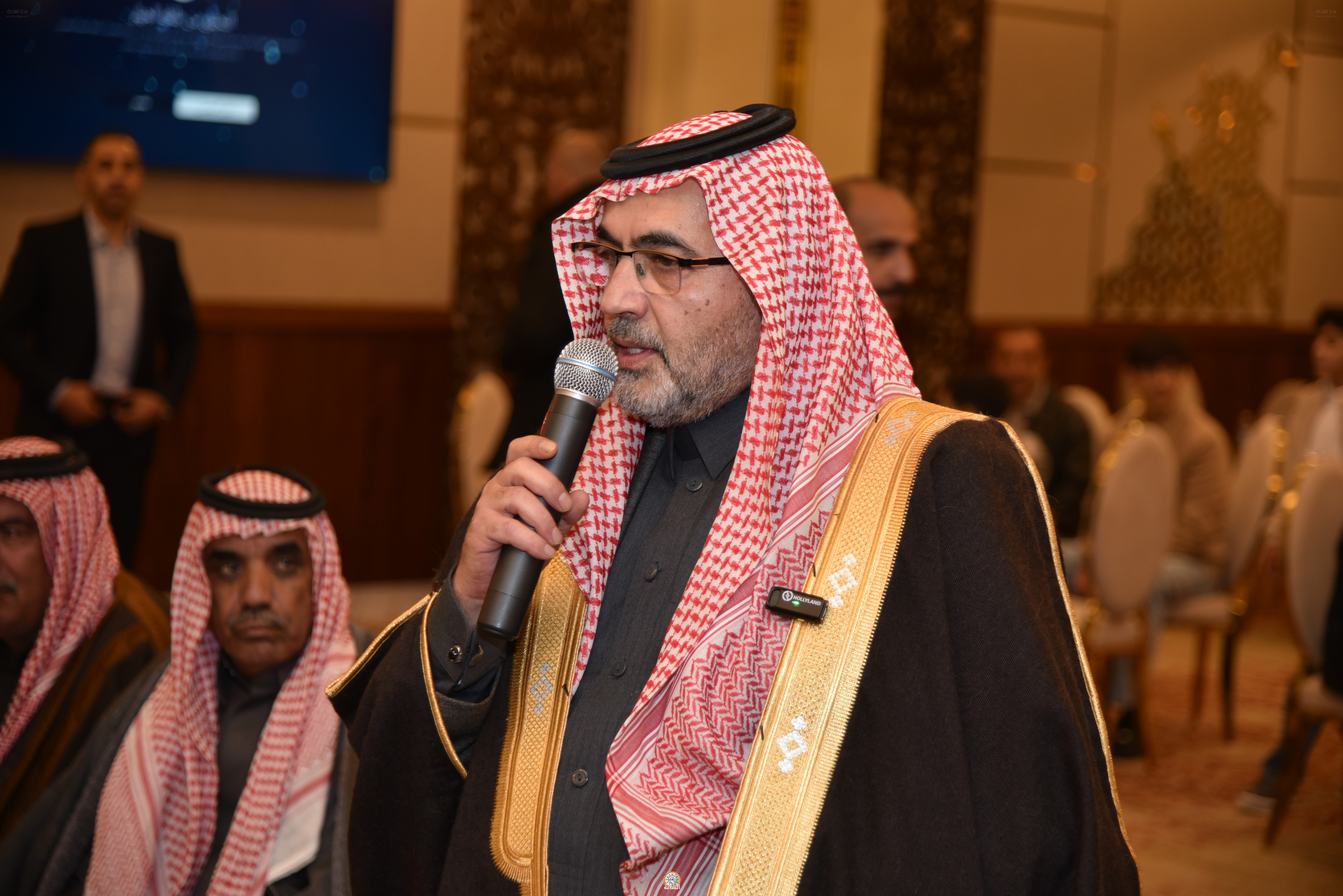 Madar Al-Saa Images 0.7240883668637833