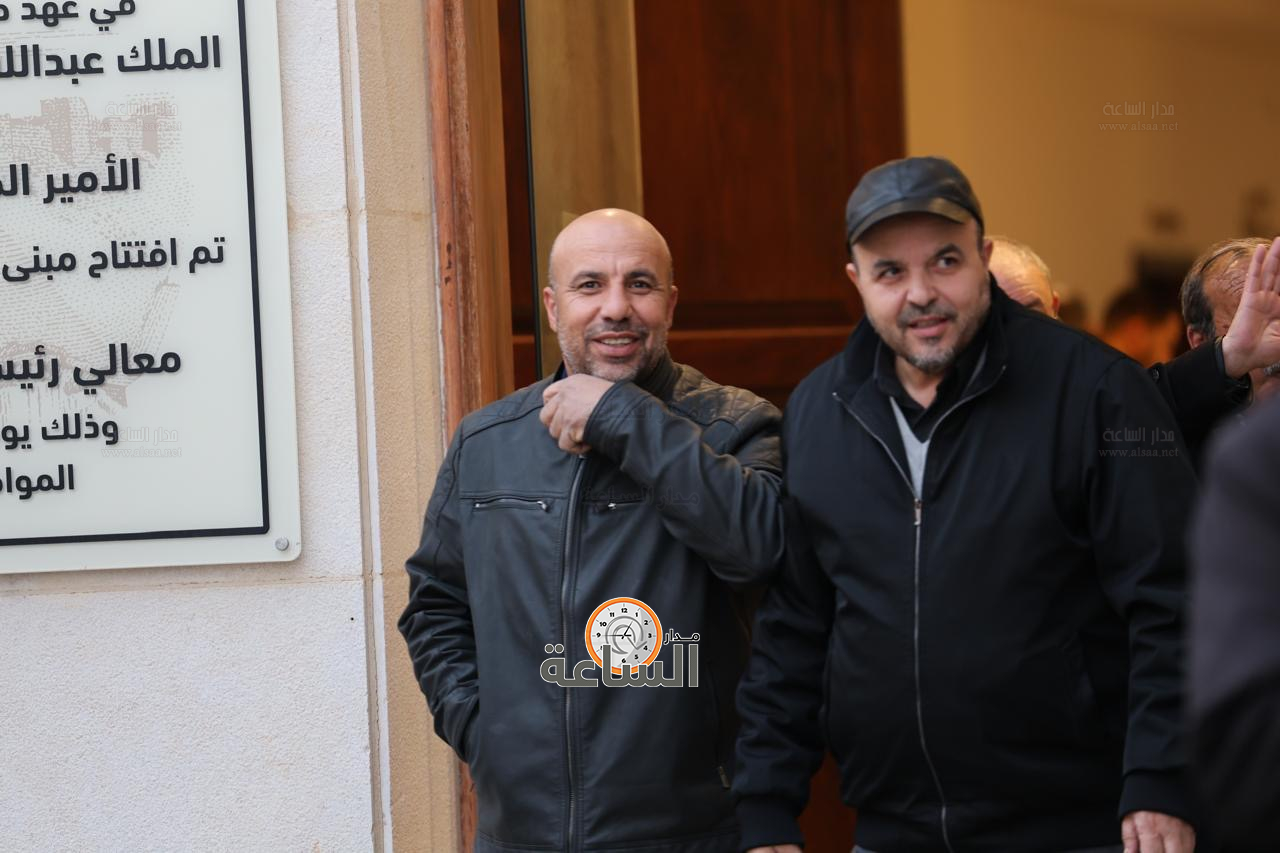 Madar Al-Saa Images 0.25031156089420303