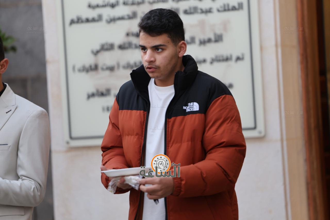 Madar Al-Saa Images 0.005767427623969201