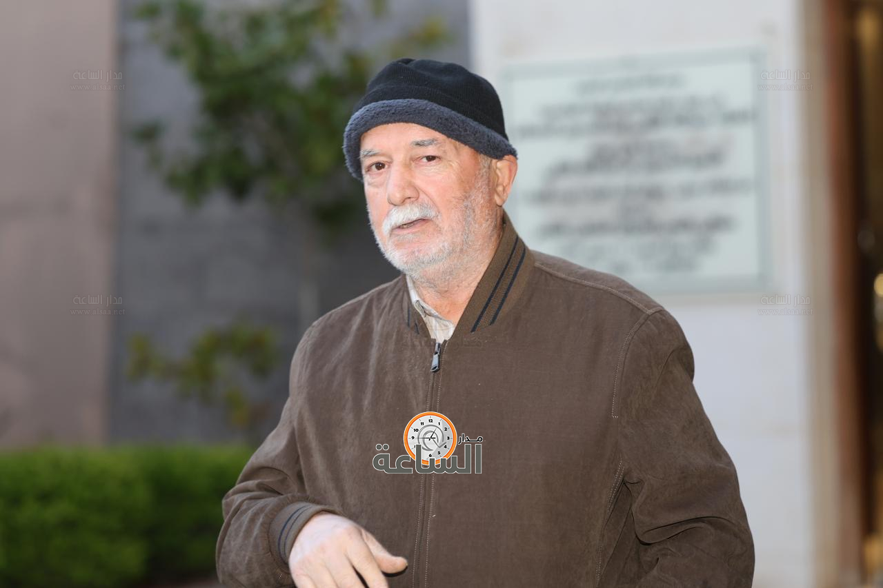 Madar Al-Saa Images 0.658952415426725