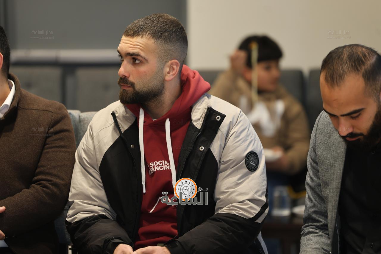 Madar Al-Saa Images 0.1924388551604257