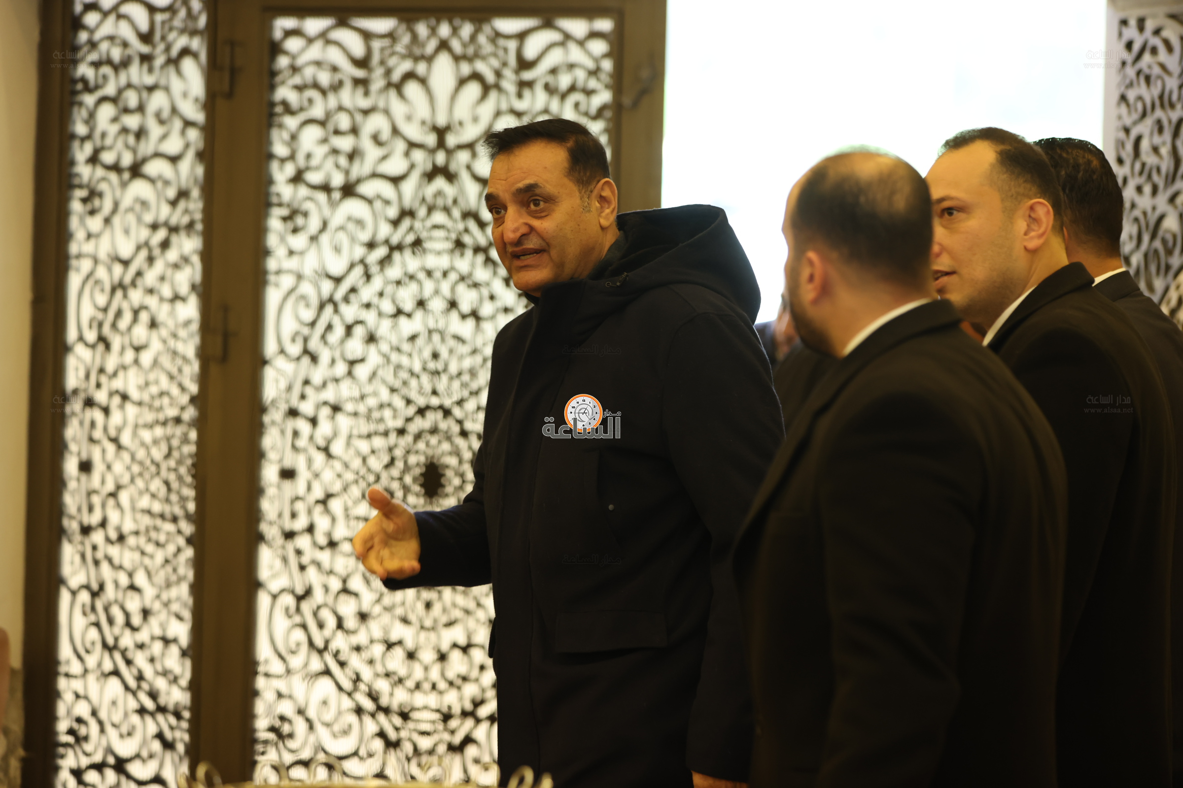 Madar Al-Saa Images 0.060916876576843304