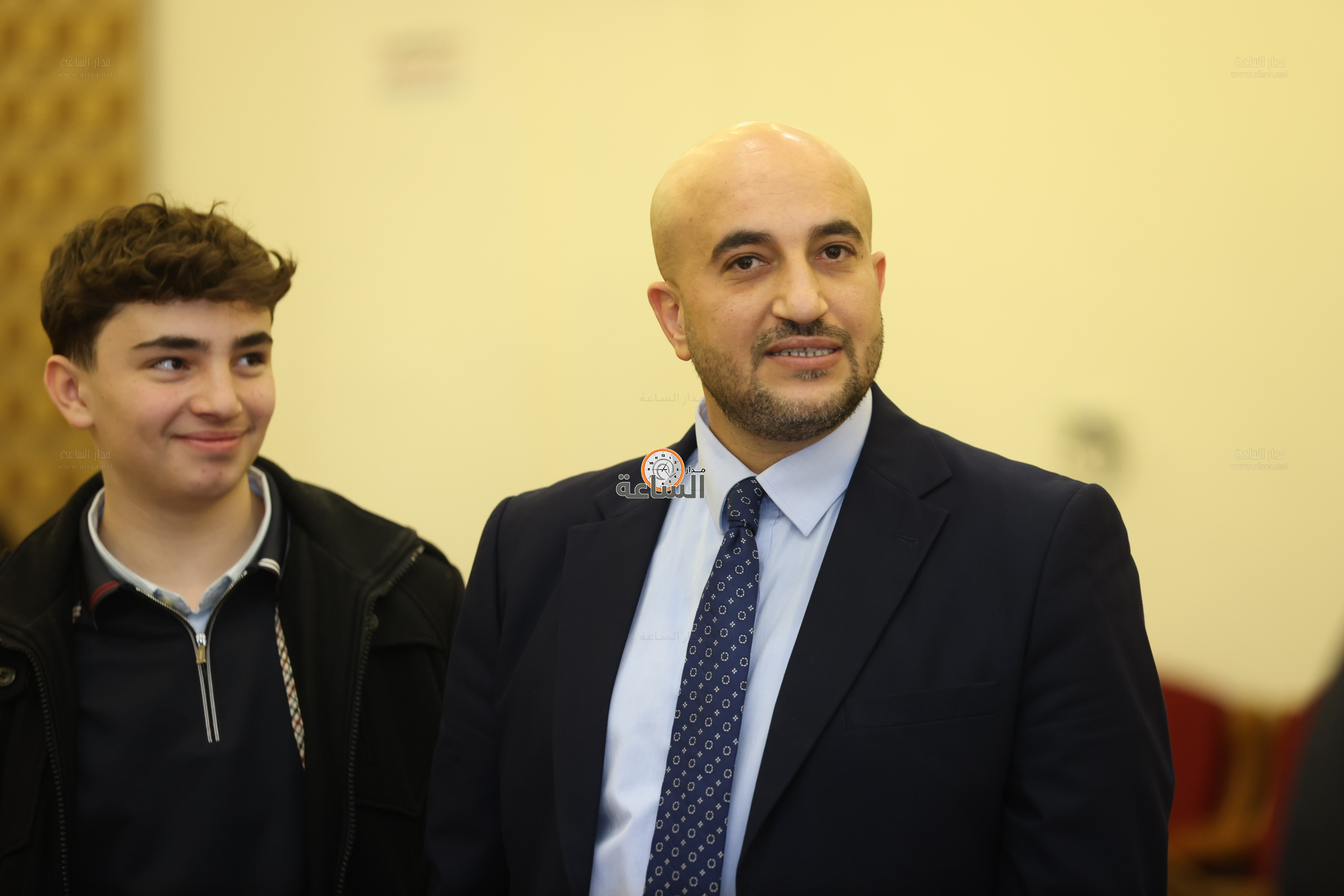 Madar Al-Saa Images 0.15660343328133663