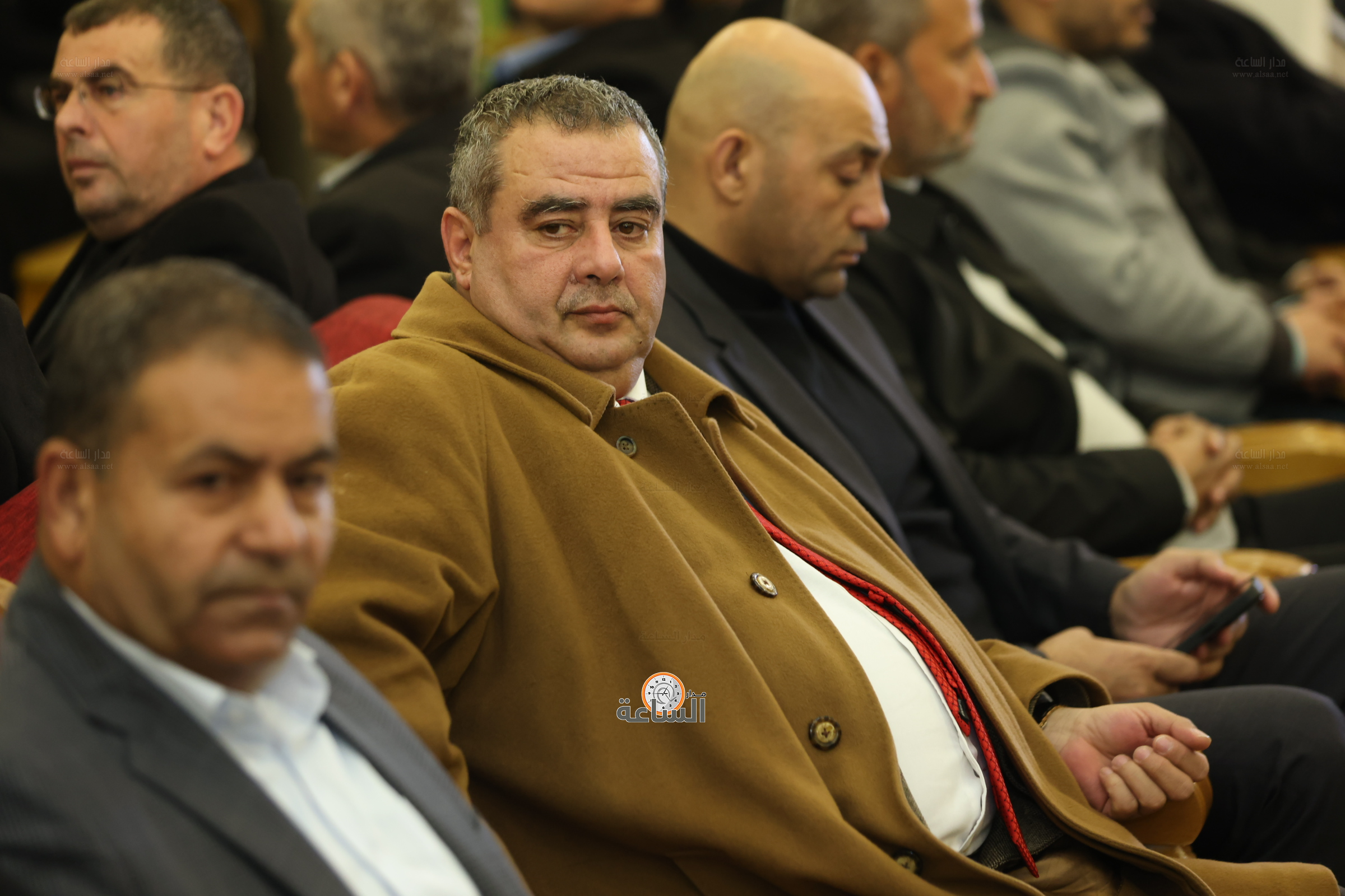 Madar Al-Saa Images 0.48856008067528367