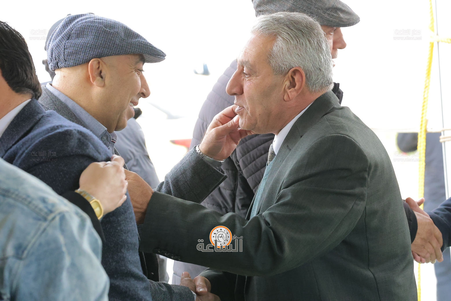 Madar Al-Saa Images 0.198998495127218