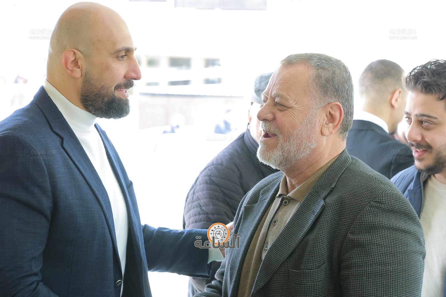 Madar Al-Saa Images 0.4367006133844701