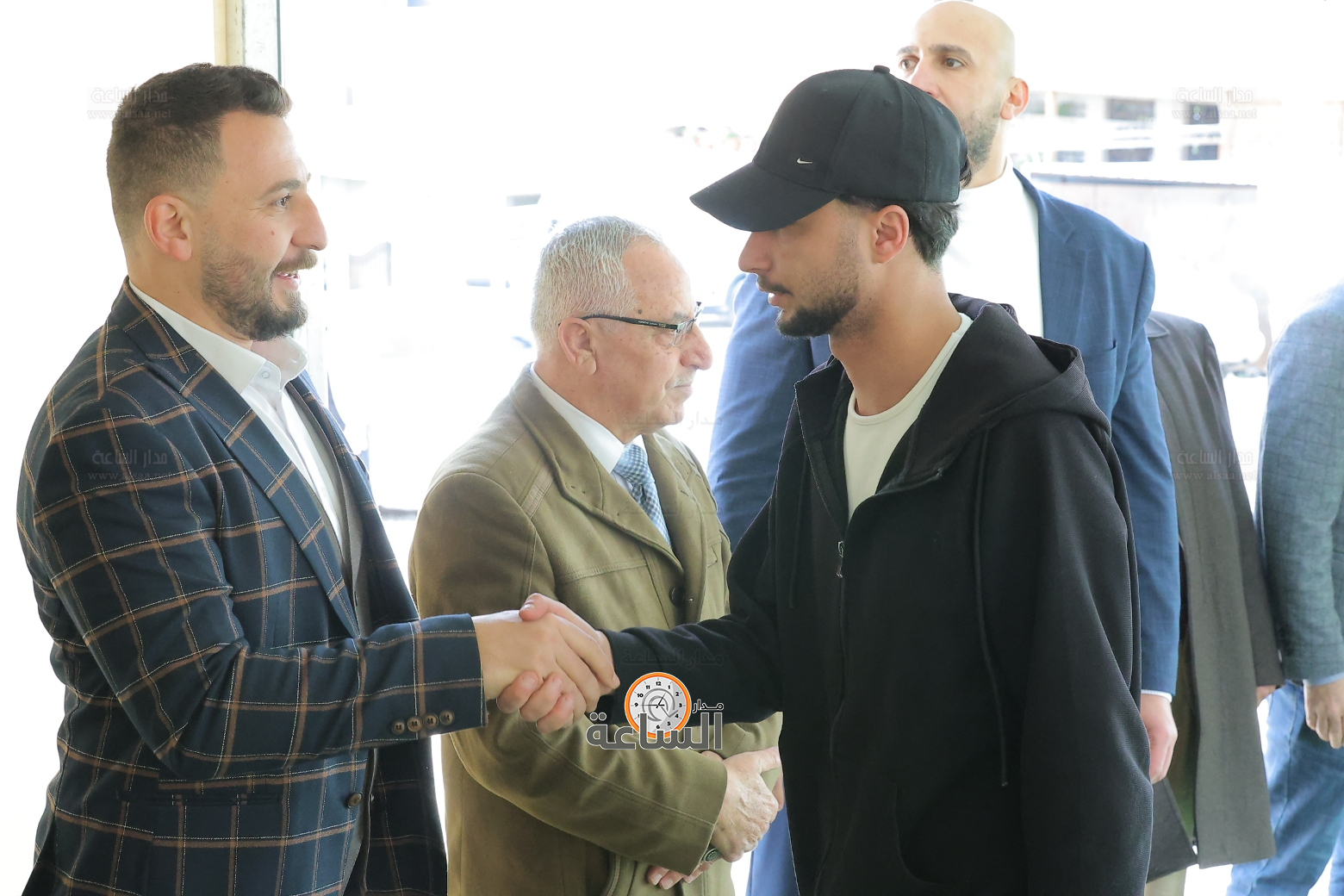 Madar Al-Saa Images 0.14674839032550846