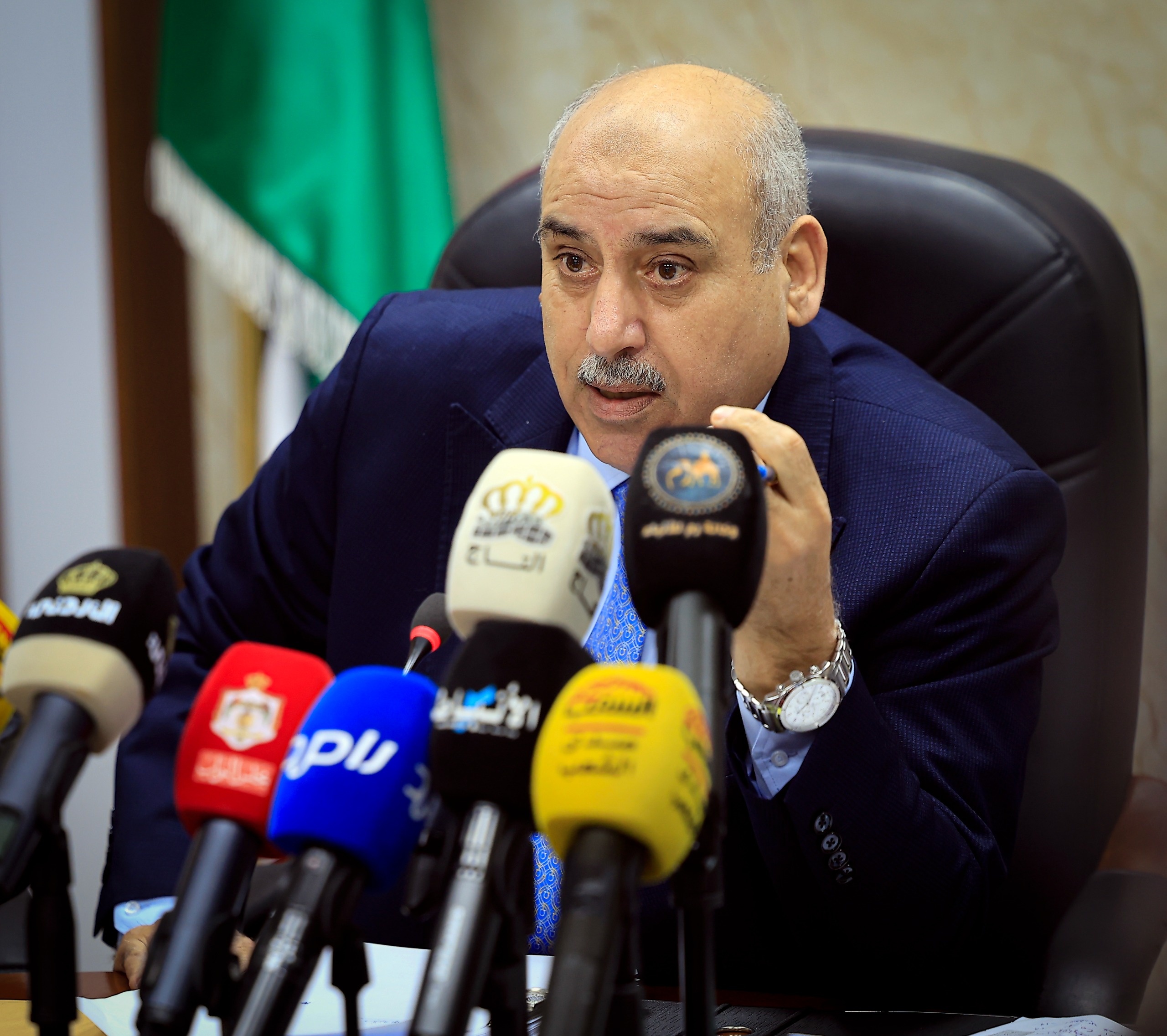 Madar Al-Saa Images 0.5257808327118844