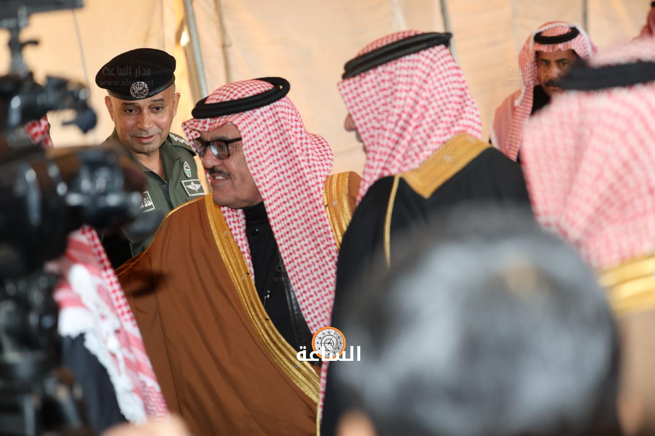 Madar Al-Saa Images 0.04685823321356175