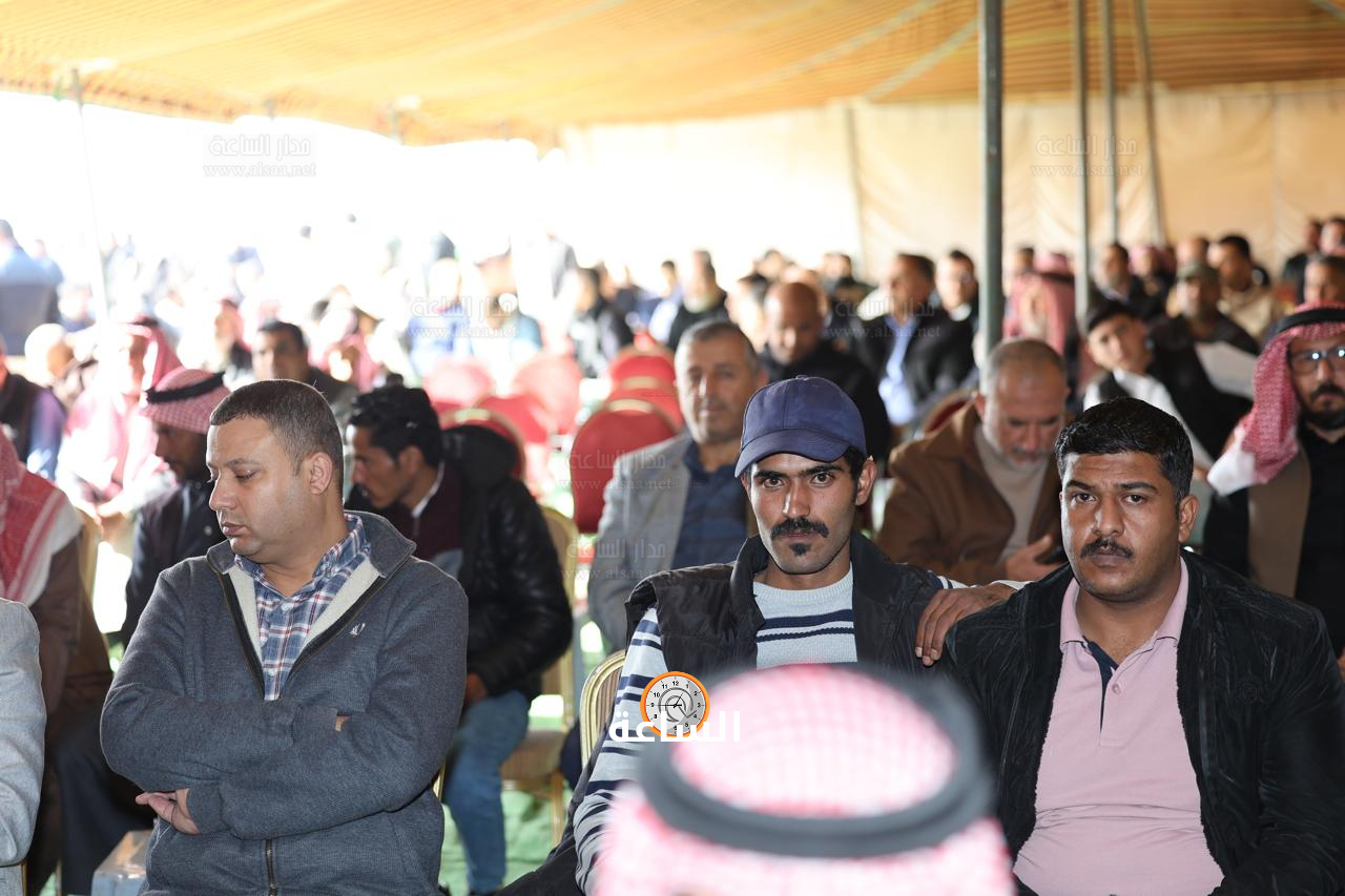 Madar Al-Saa Images 0.08845339564006349