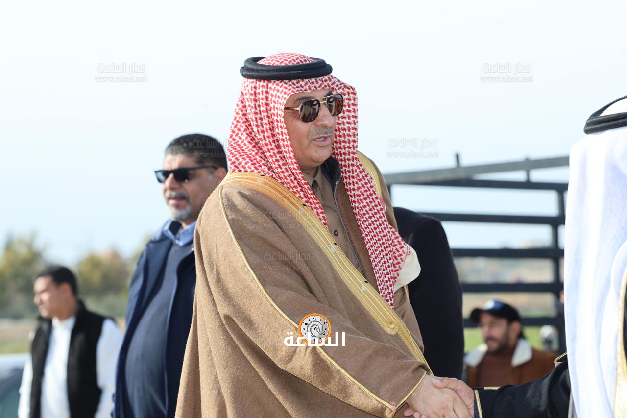 Madar Al-Saa Images 0.17630517609412621